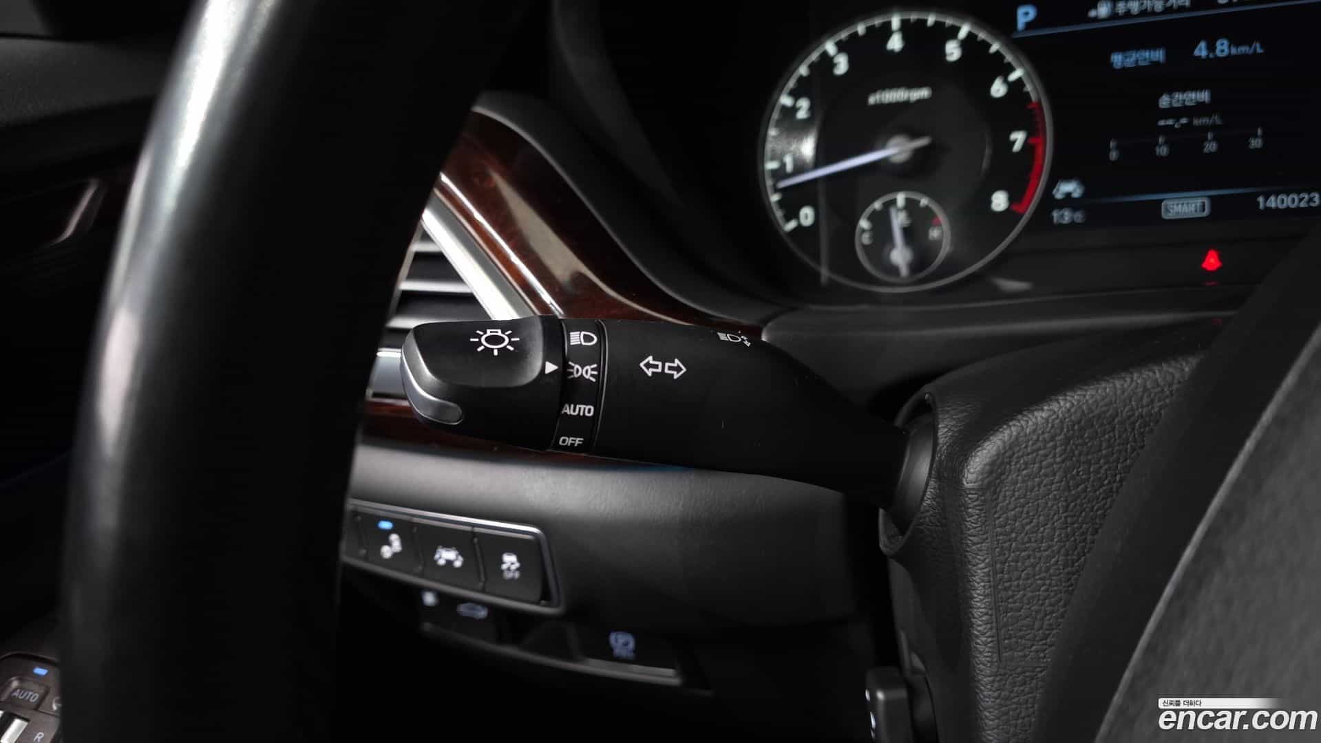 EQ900 Genesis 2016.4-OPTION-050