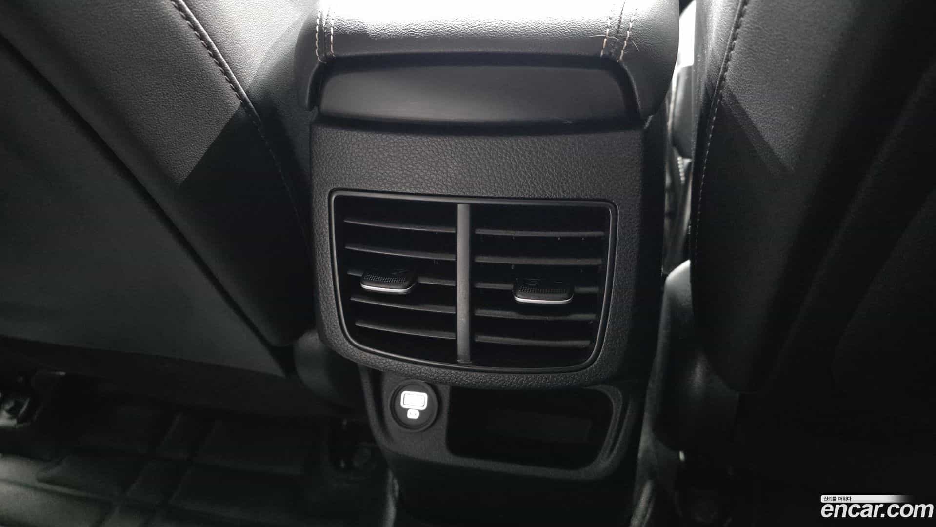 Seltos Kia 2019.8-OPTION-044