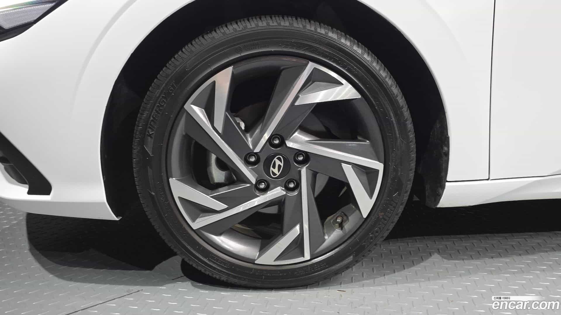 AVANTE Hyundai 2024.6-OUTER-005