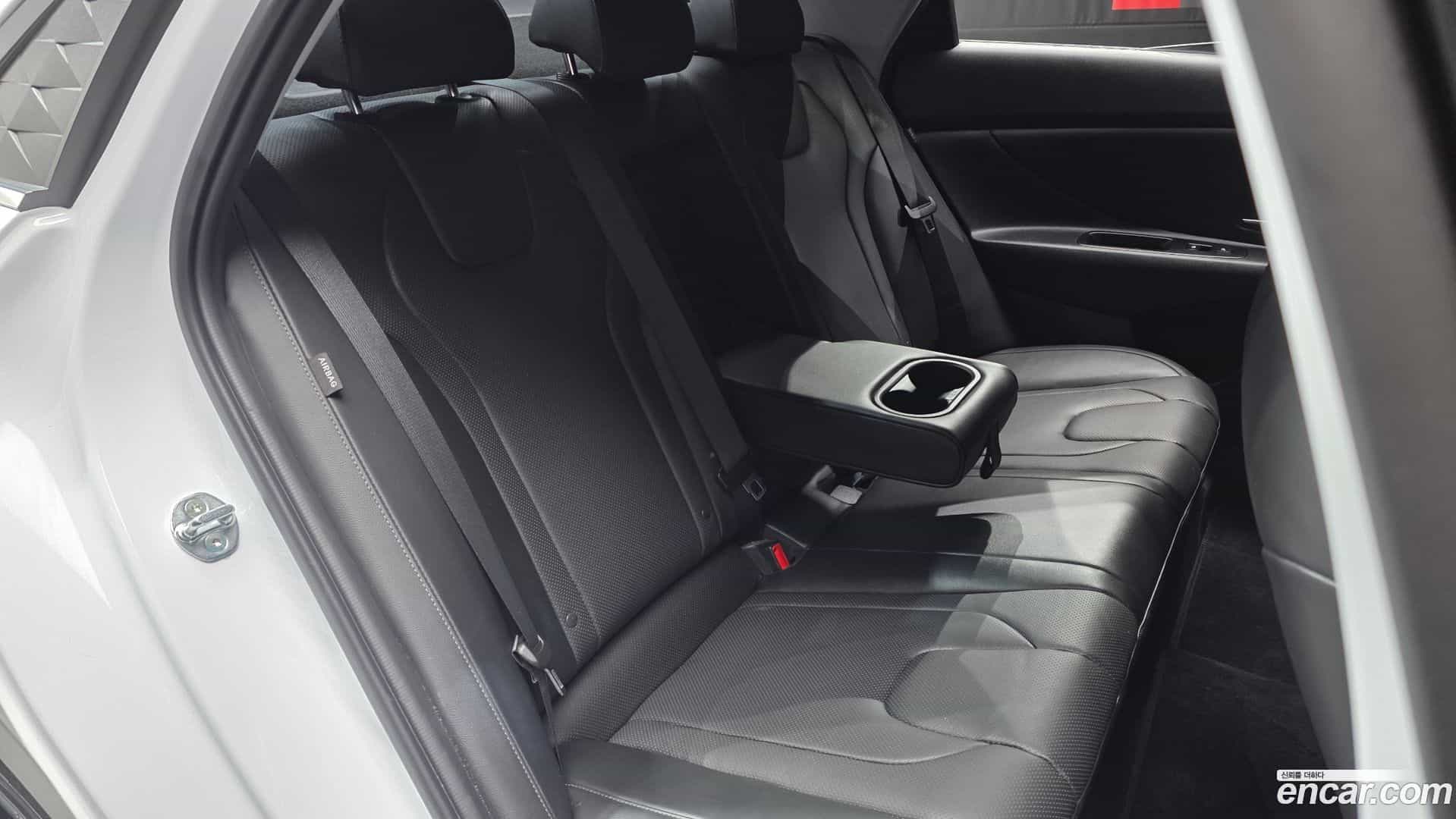 AVANTE Hyundai 2024.6-INNER-036