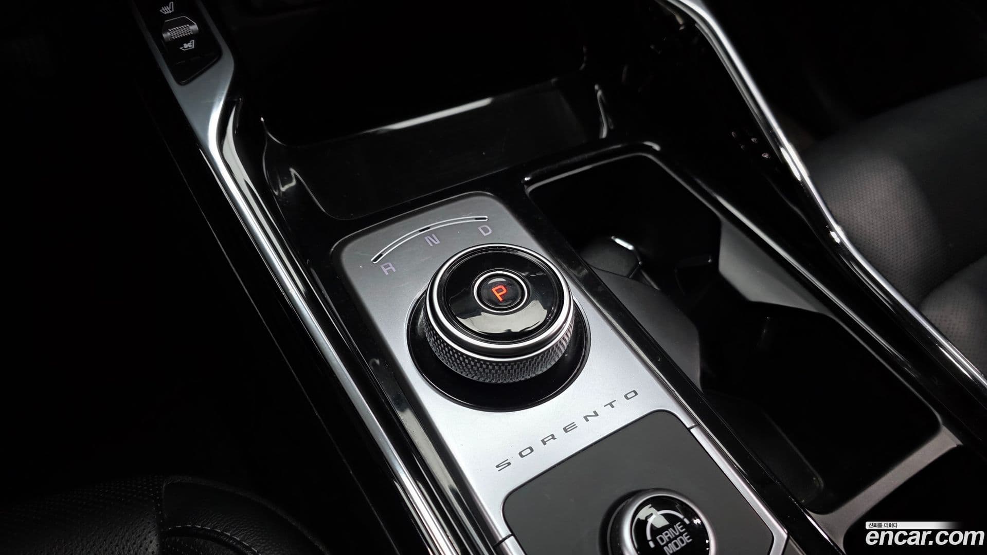 Main__Slider__Photo:Sorento Kia 2022.3-8