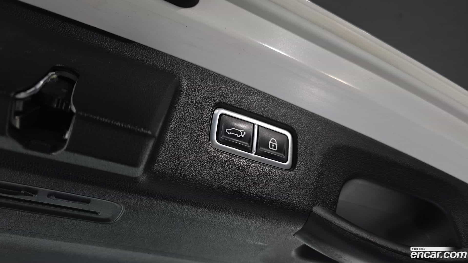 Sorento Kia 2022.3-OPTION-023