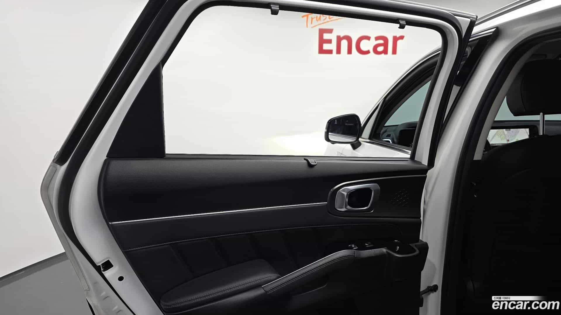 Sorento Kia 2022.3-INNER-035