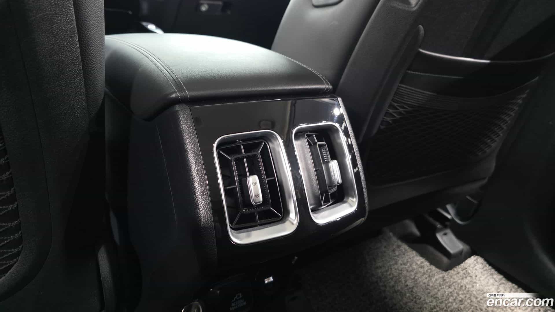 Sorento Kia 2022.3-OPTION-041