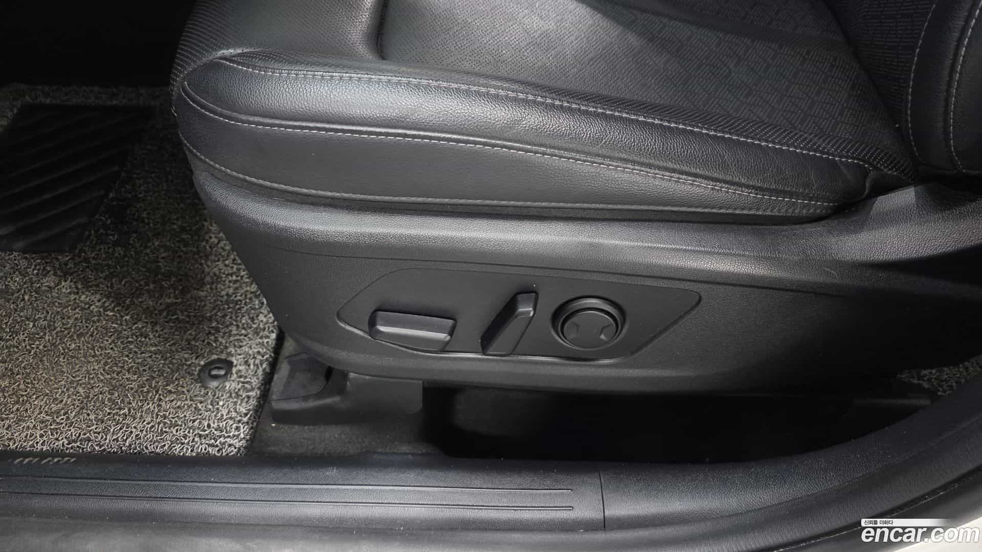 Sorento Kia 2022.3-OPTION-042