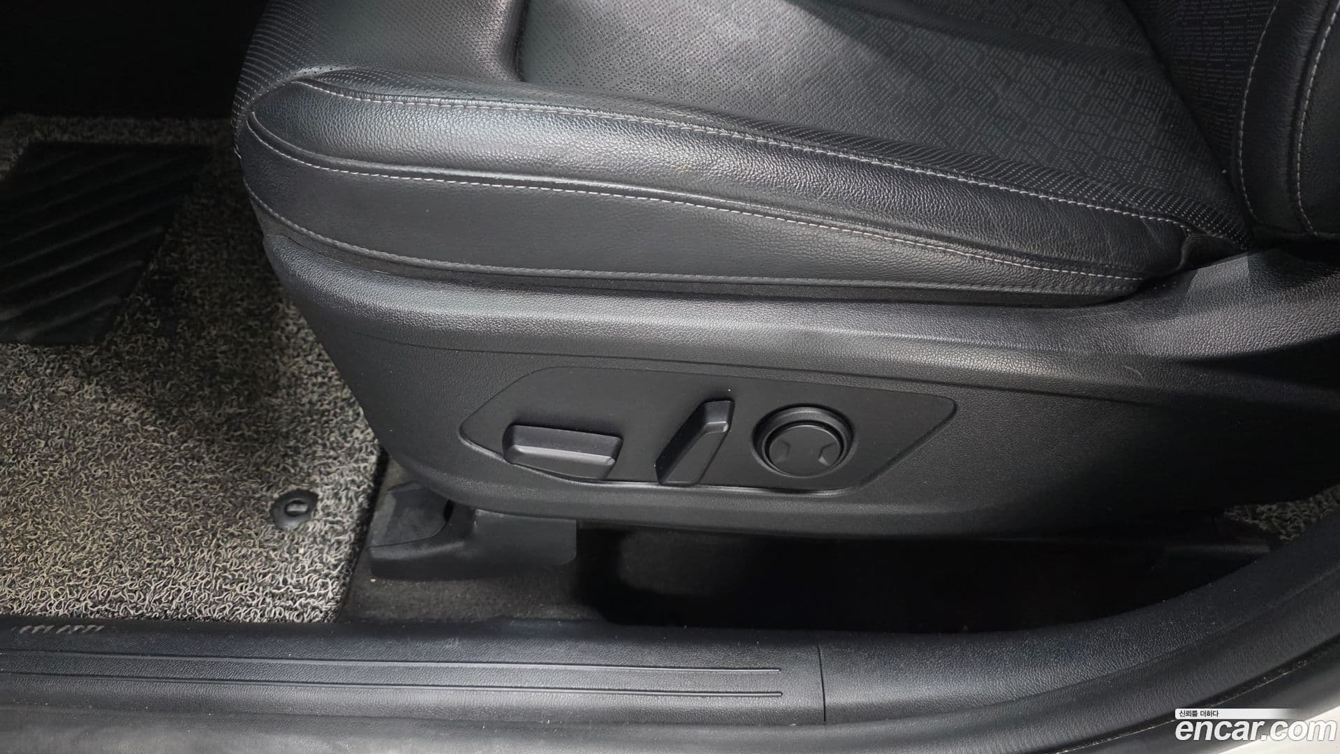 Main__Slider__Photo:Sorento Kia 2022.3-28