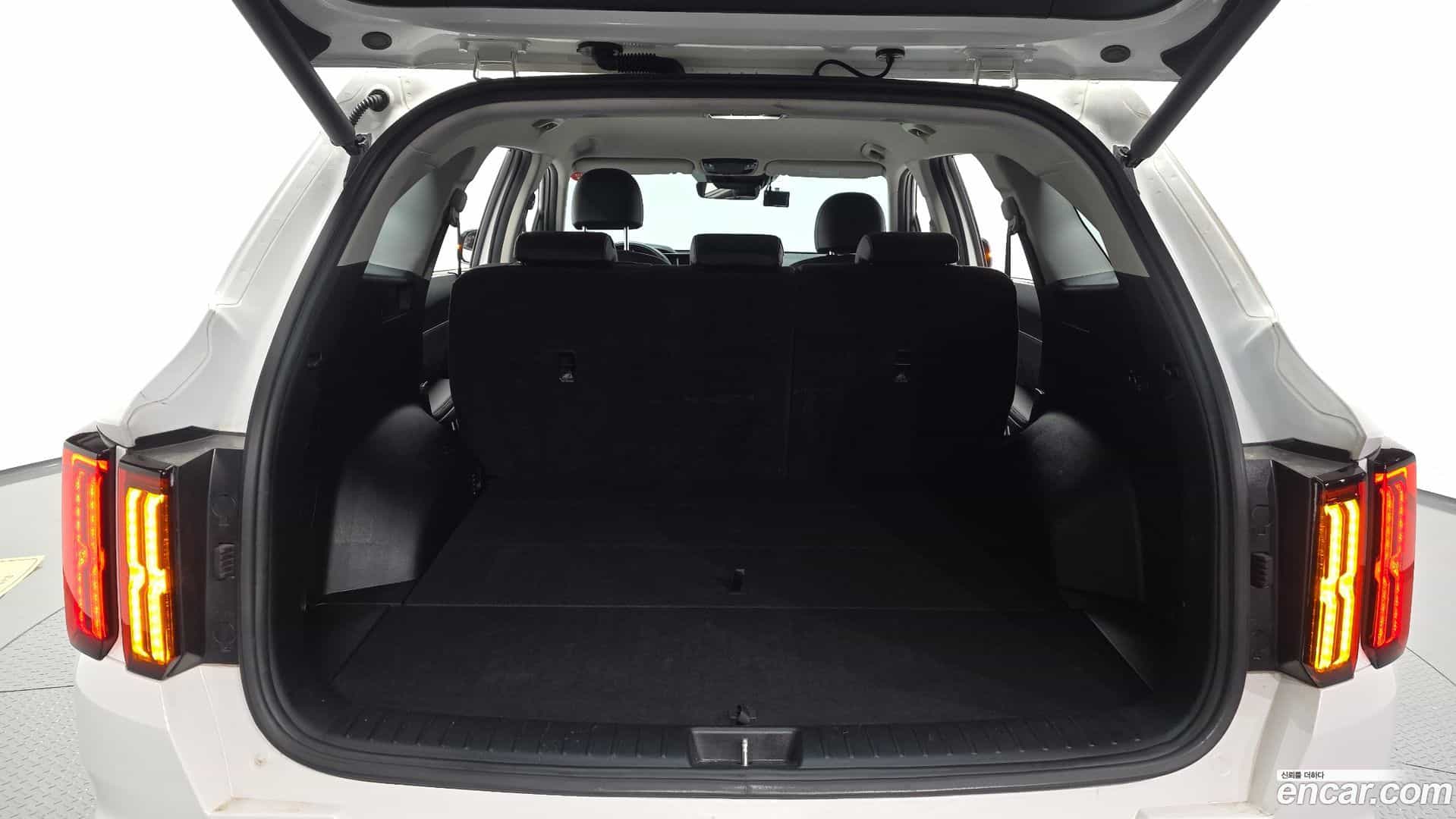 Sorento Kia 2022.3-OPTION-044