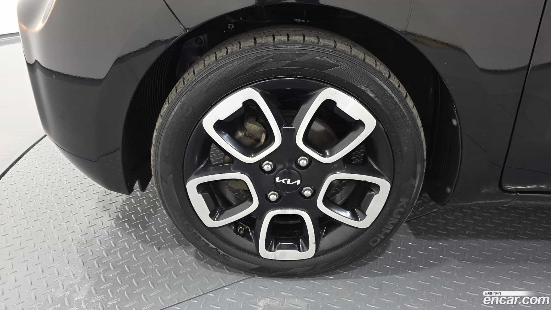 RAY Kia 2022.1-OUTER-005
