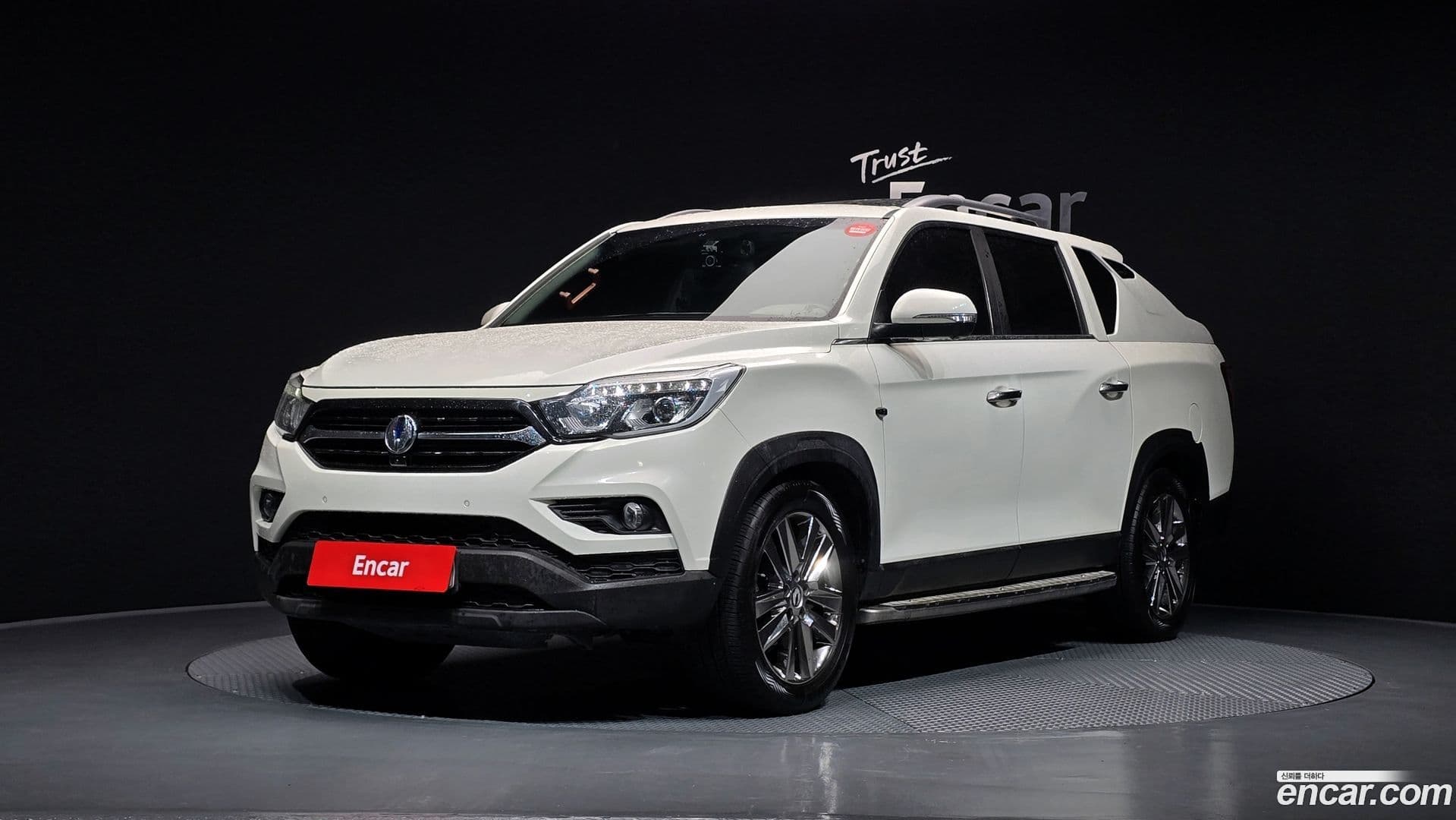 Main__Slider__Photo:Rexton KG Mobility 2018.0-0