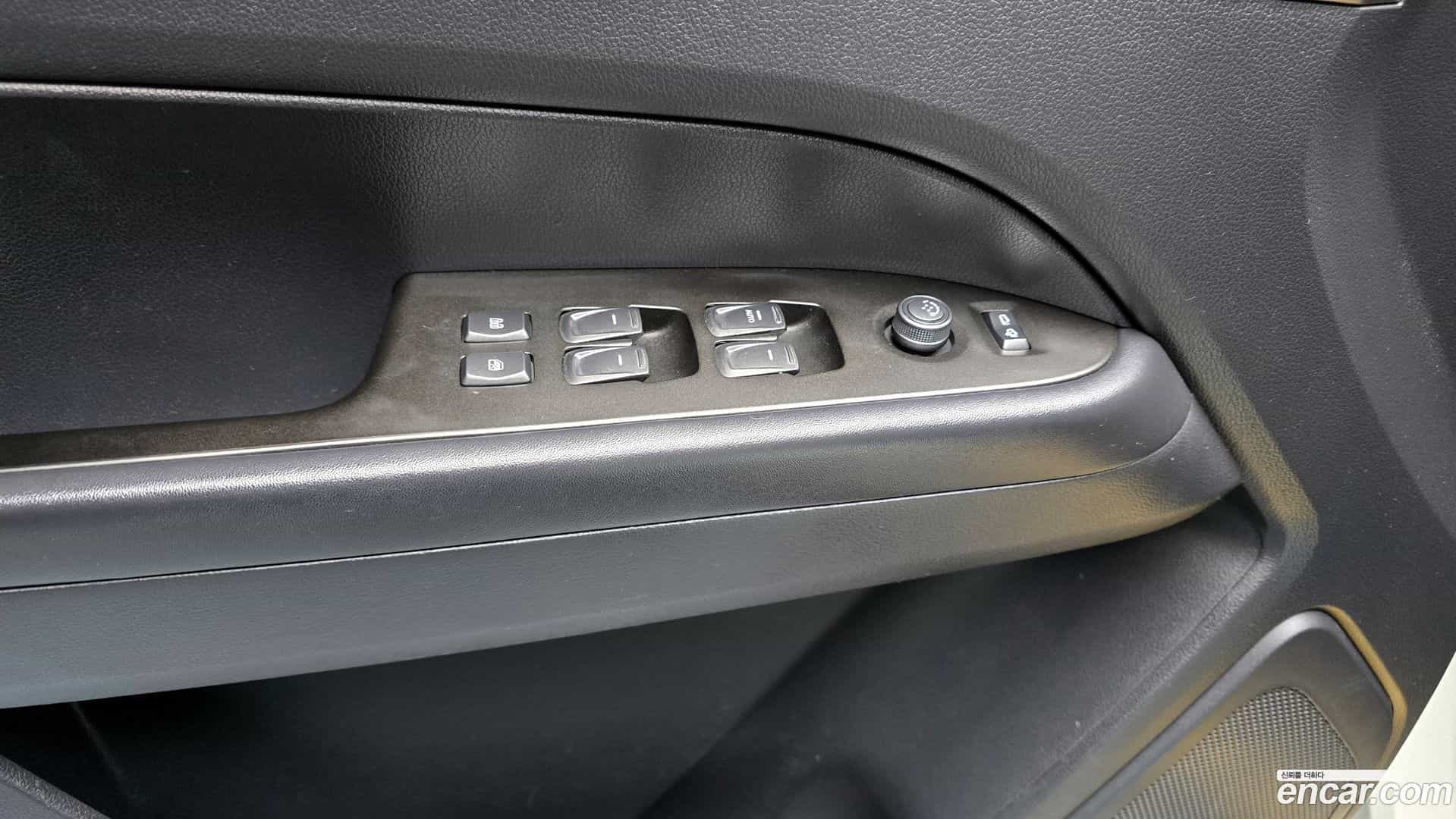 Rexton KG Mobility 2018.0-OPTION-044