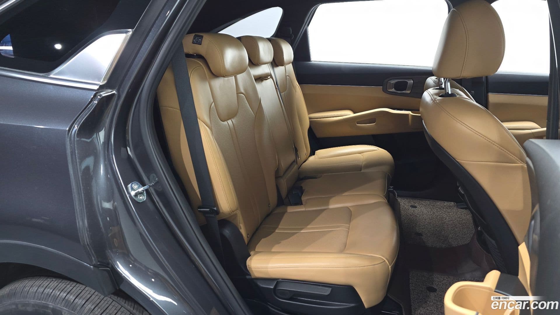 Main__Slider__Photo:Sorento Kia 2020.9-10