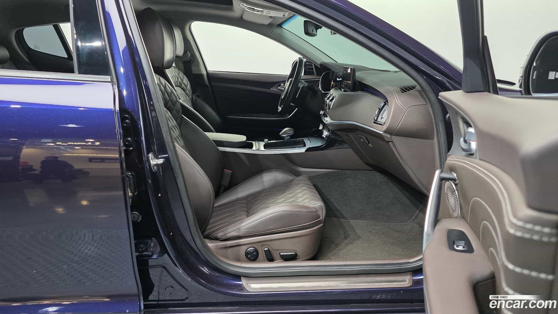 Stinger Kia 2021.1-OPTION-015