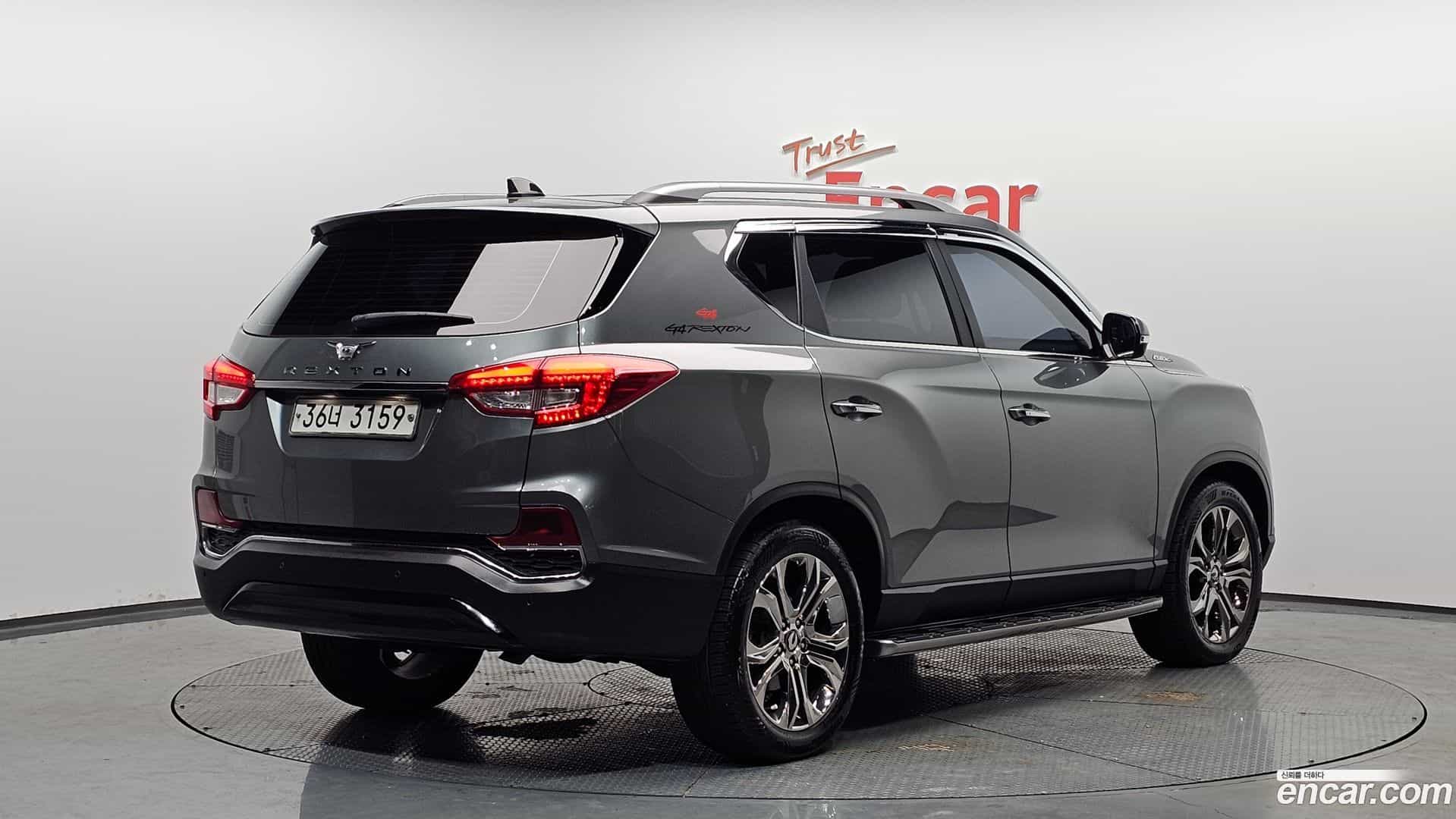 Rexton KG Mobility 2017.5-OUTER-002