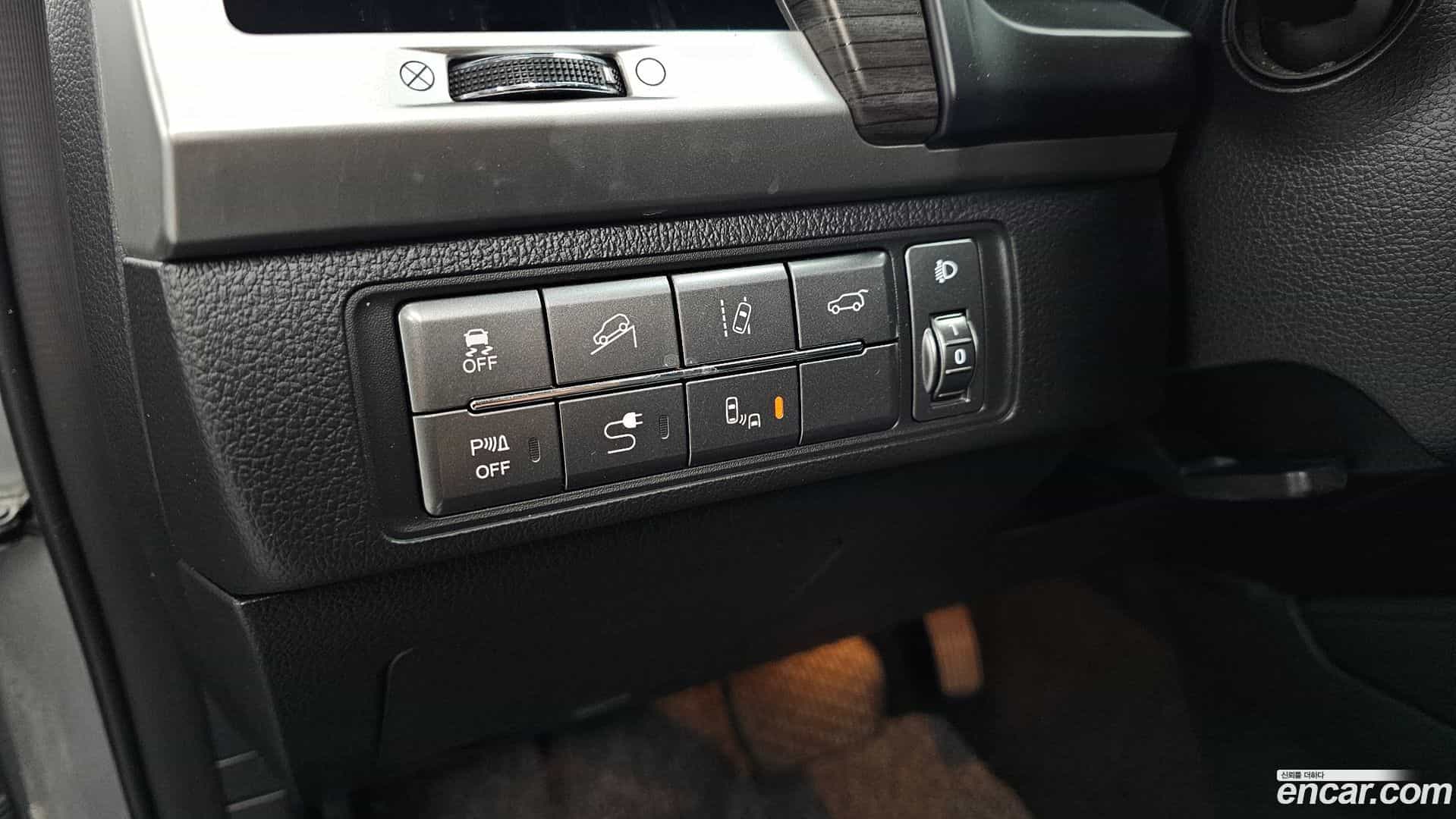 Rexton KG Mobility 2017.5-OPTION-022