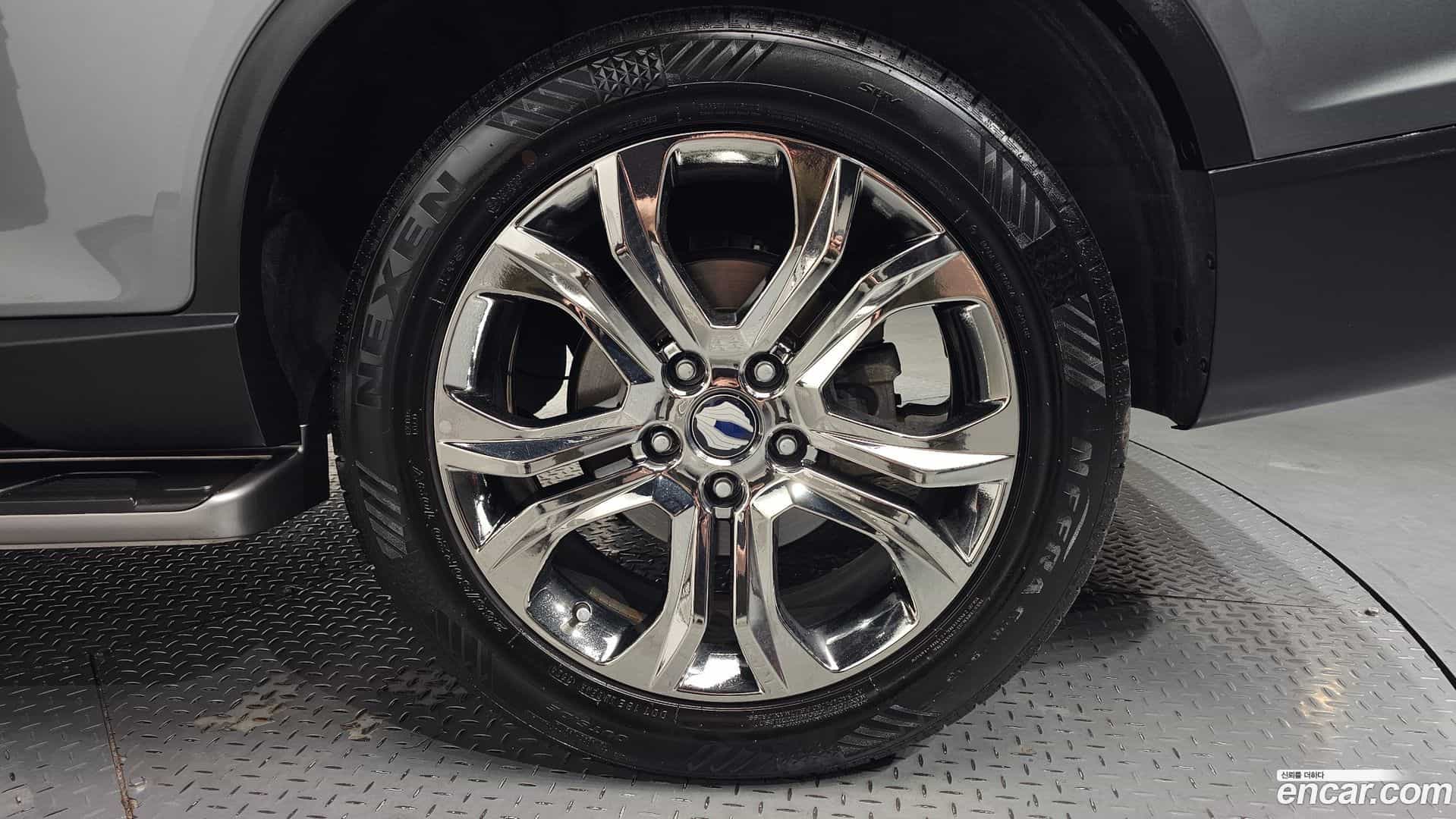 Rexton KG Mobility 2017.5-OUTER-031