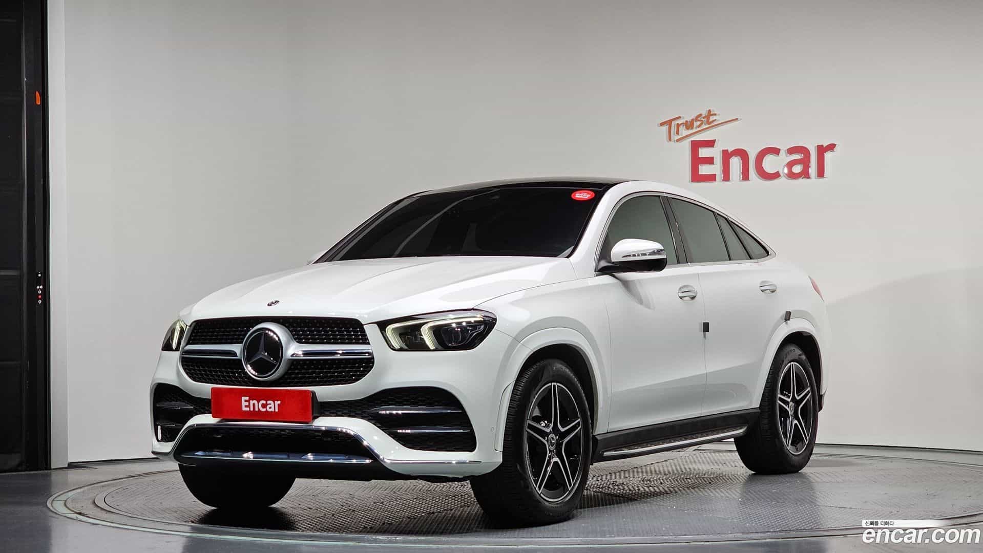 GLE-Class Mercedes-Benz 2021.1-OUTER-001