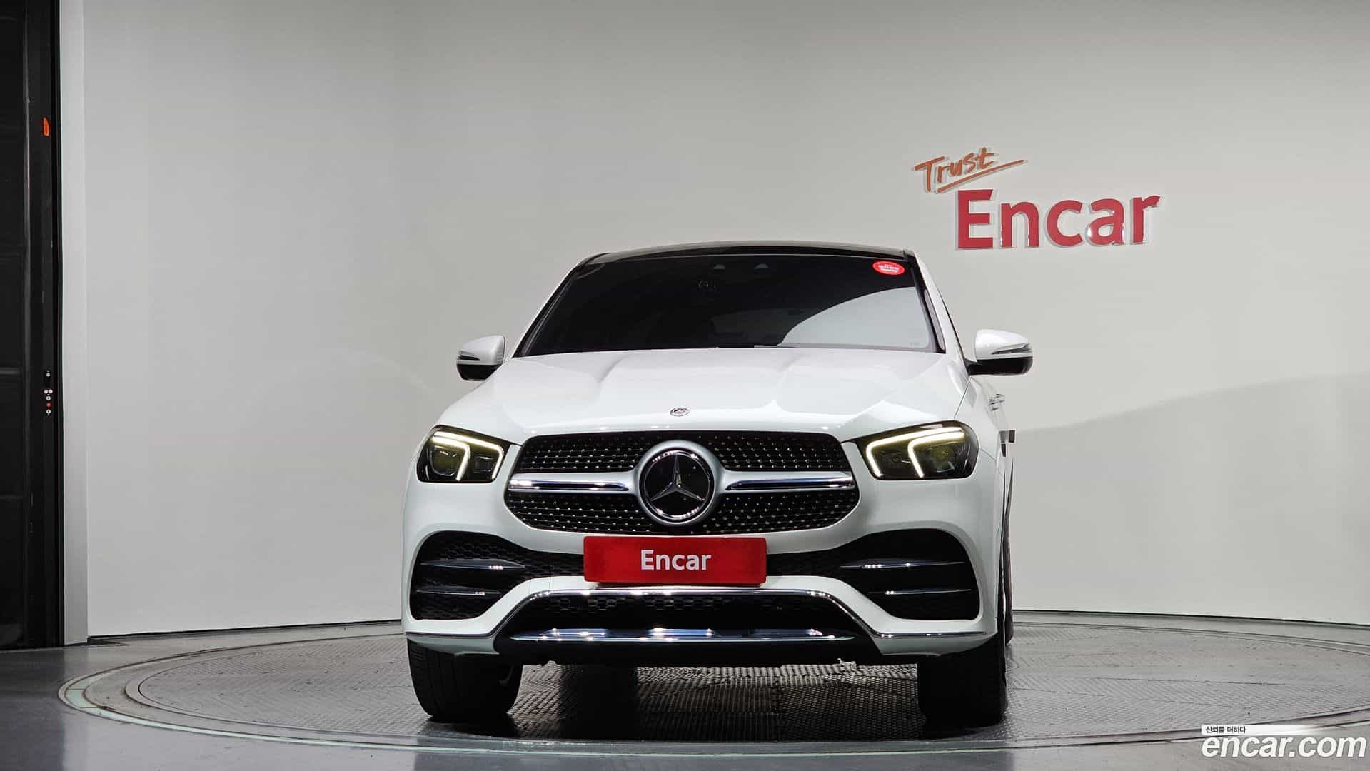 GLE-Class Mercedes-Benz 2021.1-OUTER-003