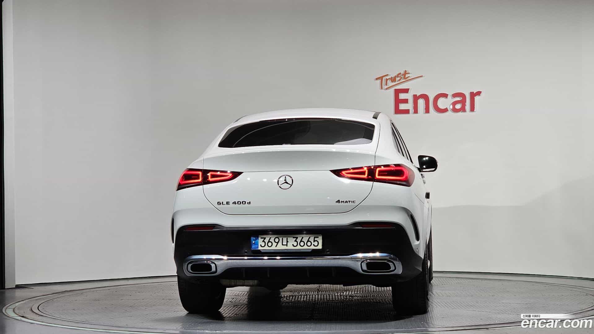GLE-Class Mercedes-Benz 2021.1-OUTER-004