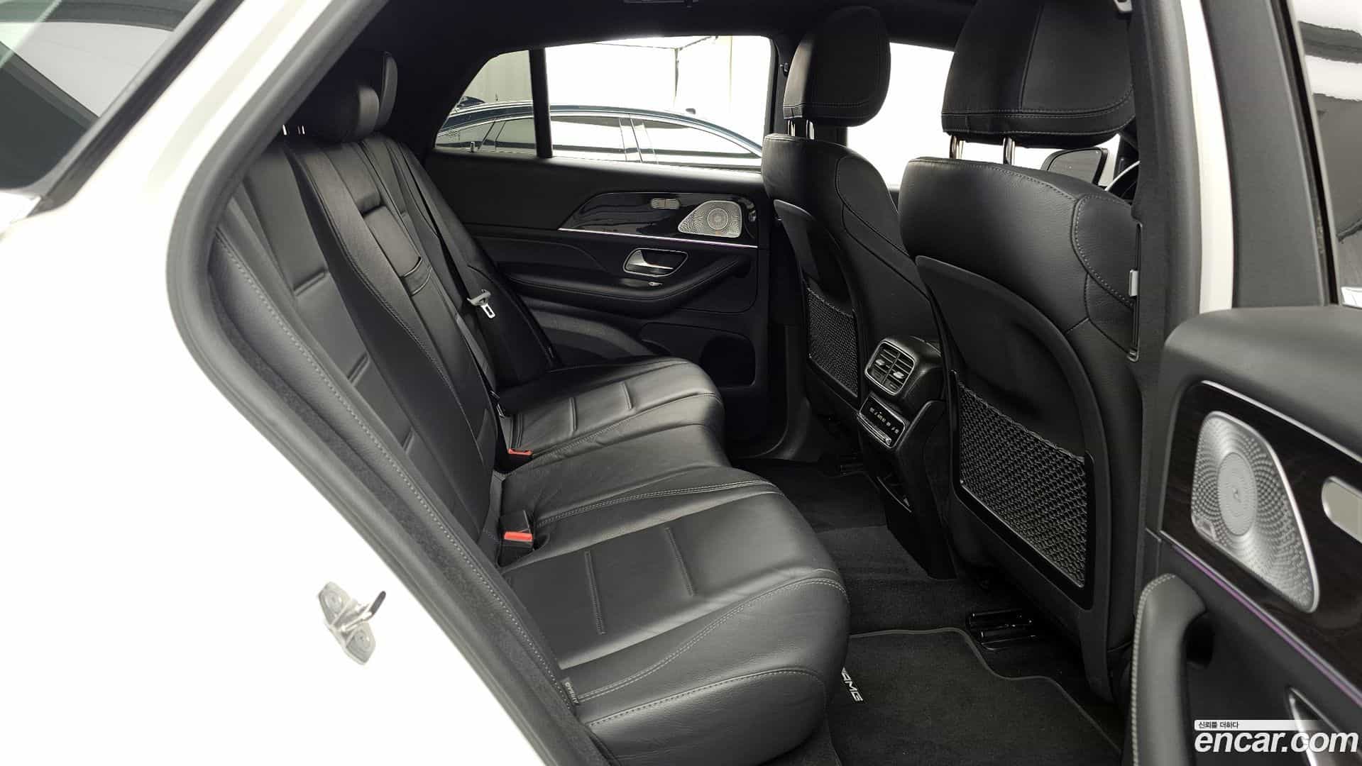 GLE-Class Mercedes-Benz 2021.1-OPTION-016