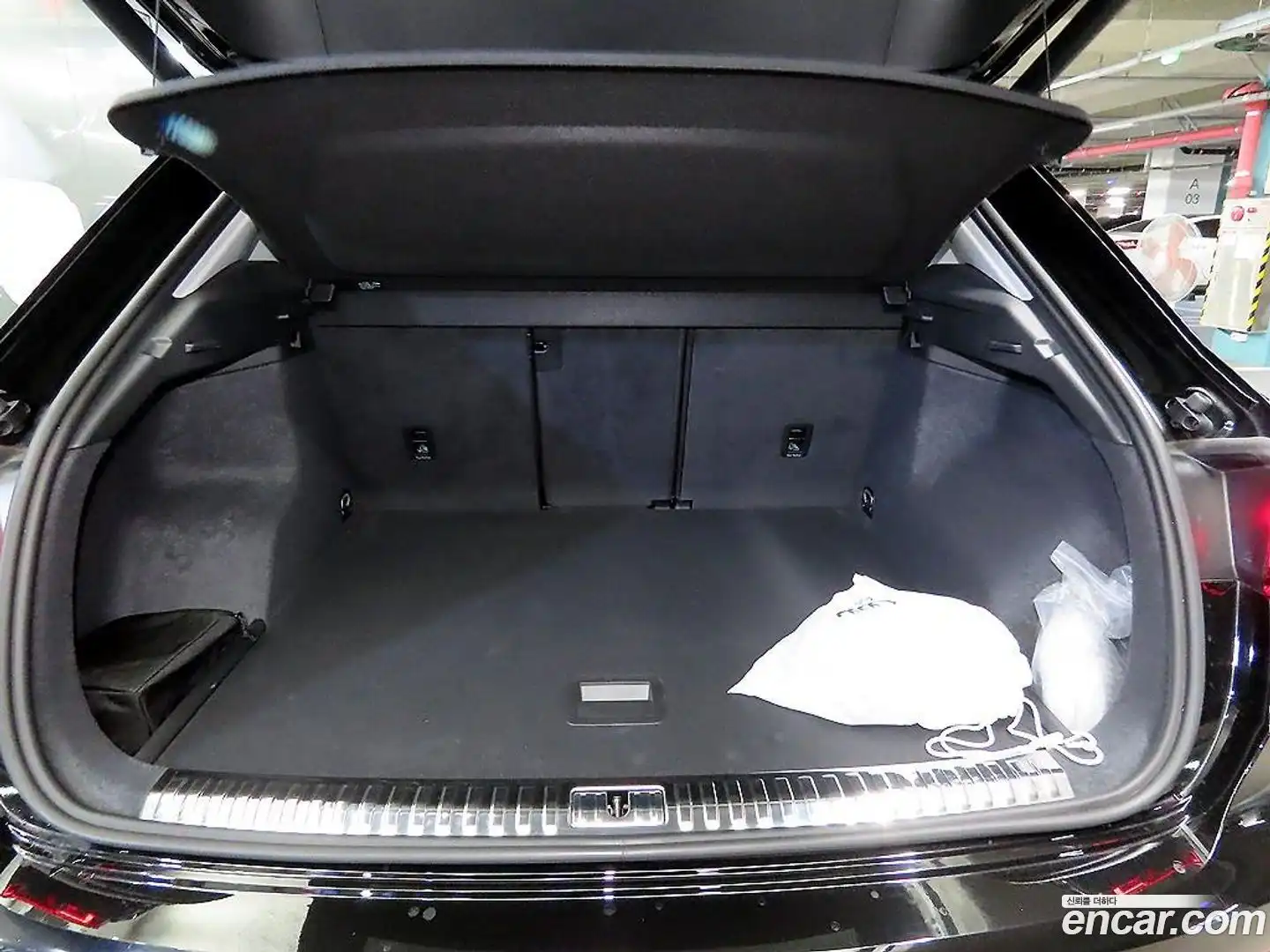 Q3 Audi 2023.10-OPTION-020