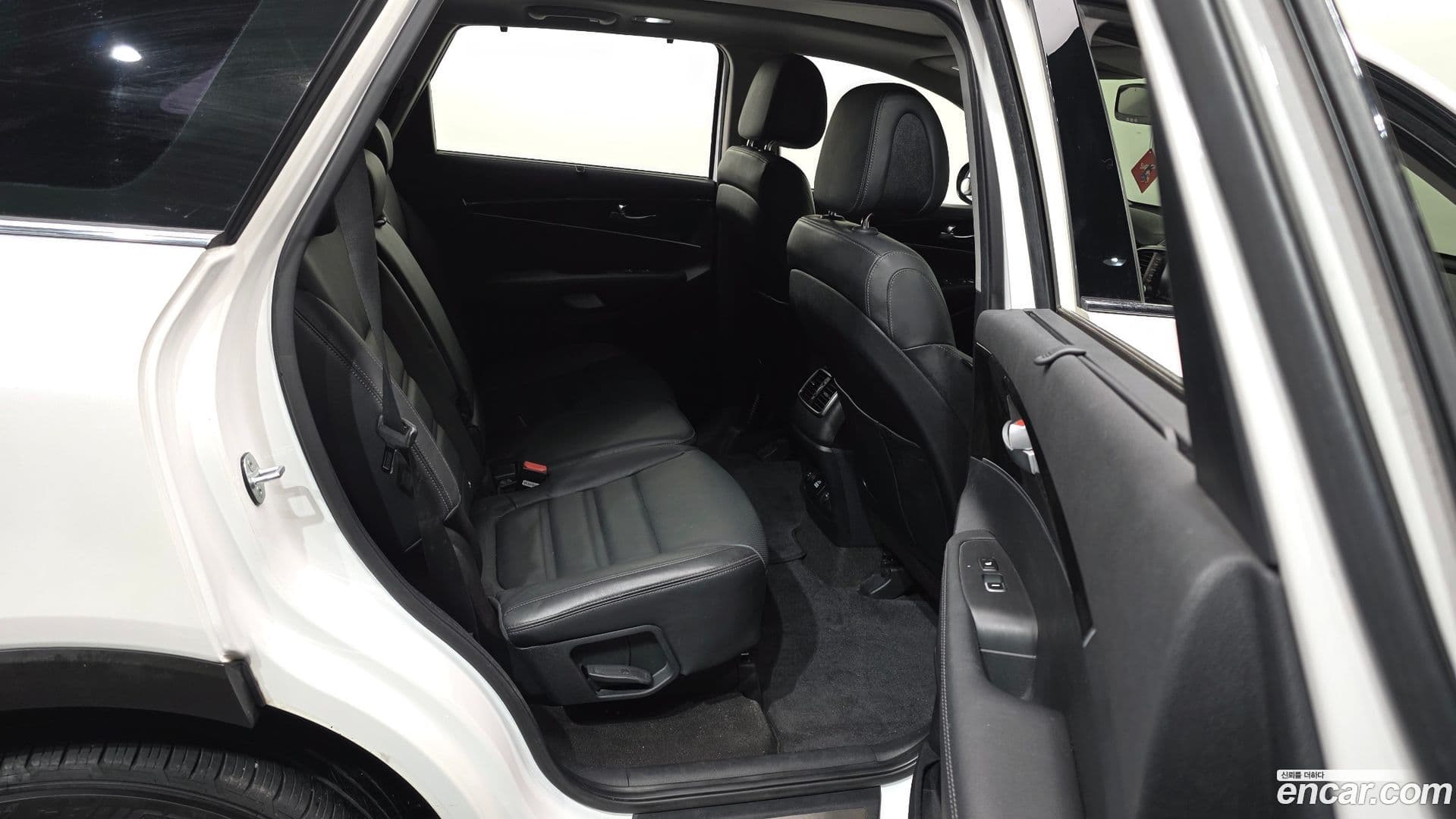 Main__Slider__Photo:Sorento Kia 2014.10-11