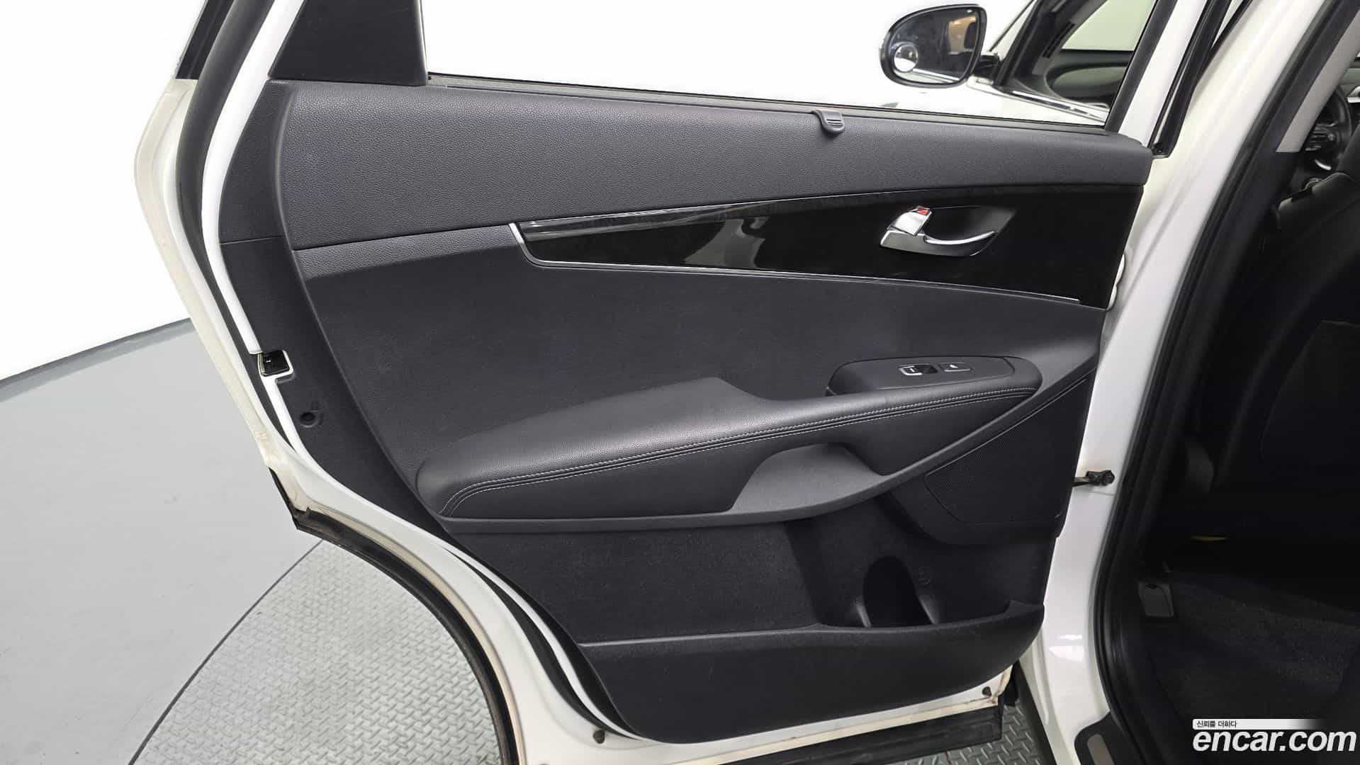 Sorento Kia 2014.10-INNER-035