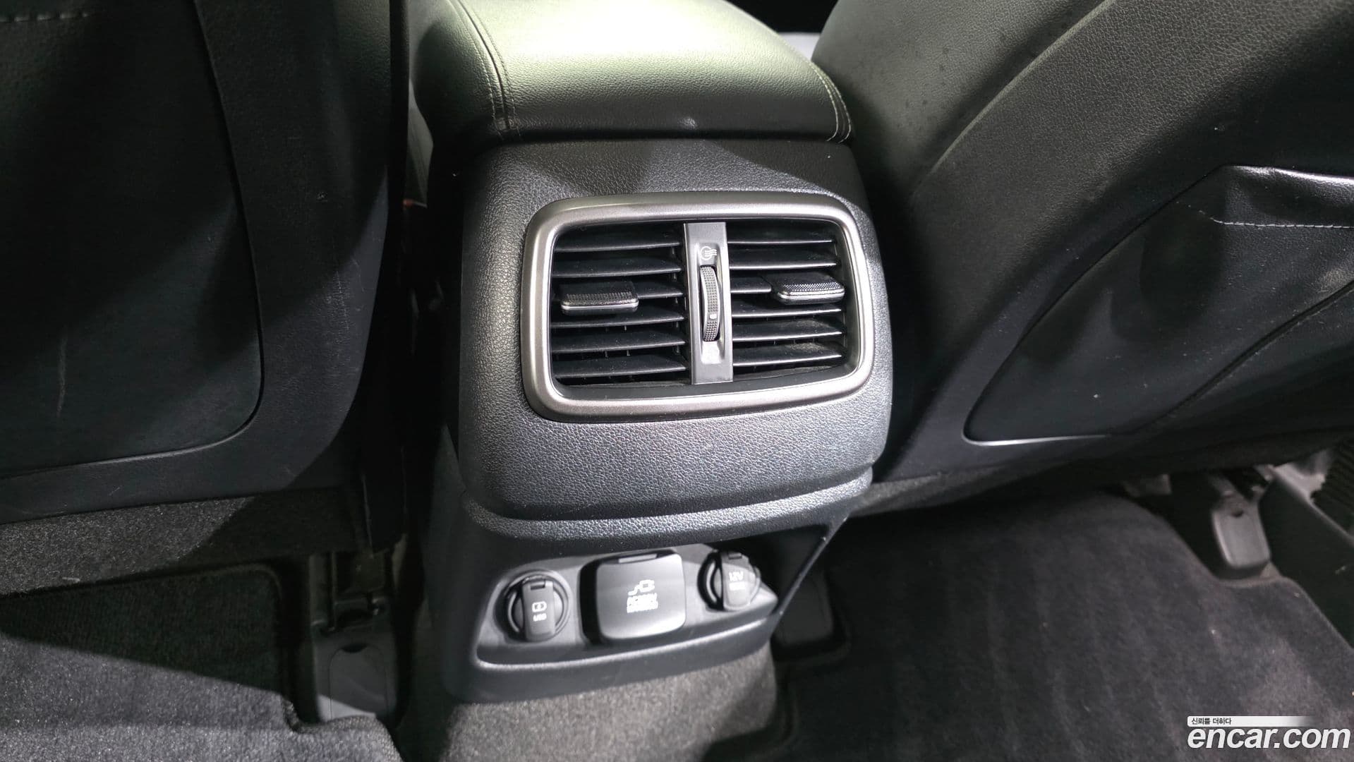 Main__Slider__Photo:Sorento Kia 2014.10-32