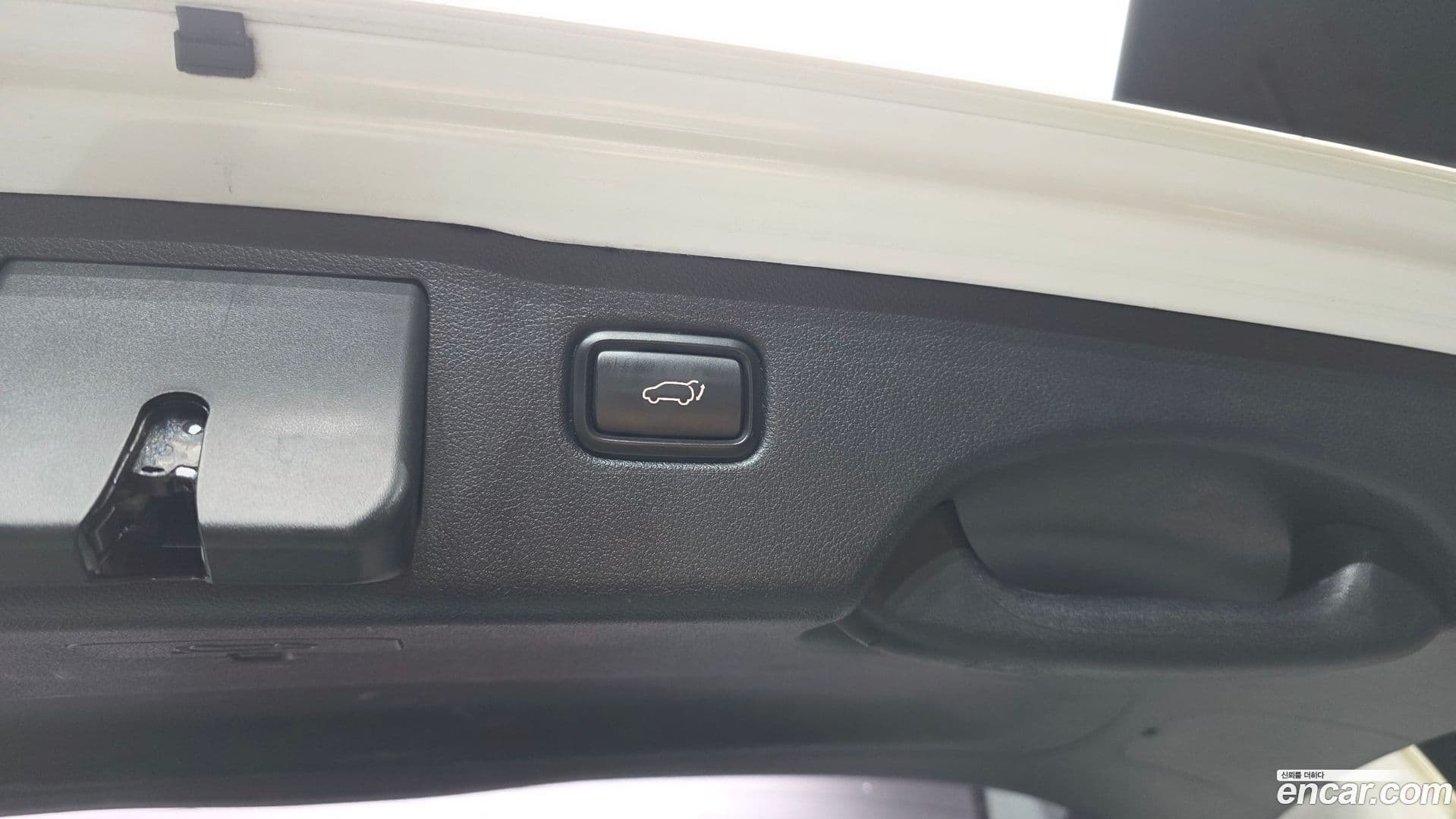 Main__Slider__Photo:Sorento Kia 2014.10-33