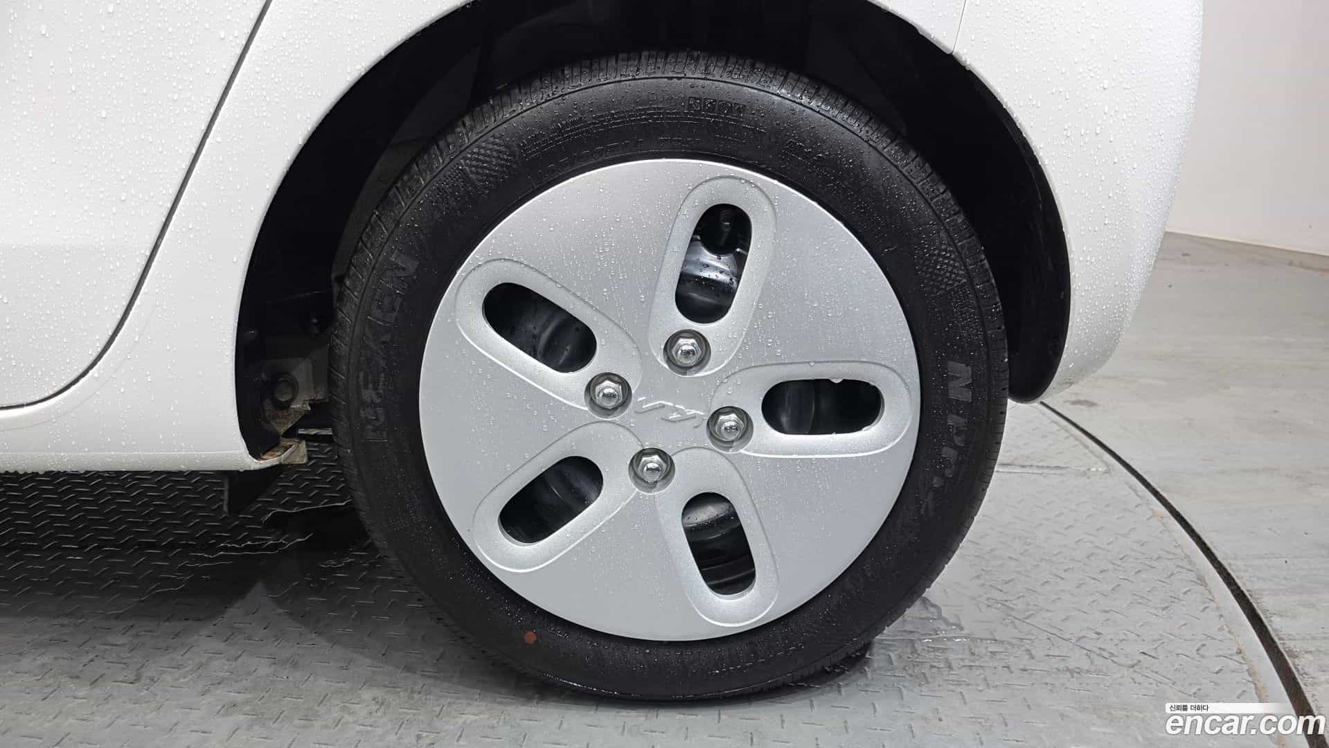RAY Kia 2025.1-OUTER-031