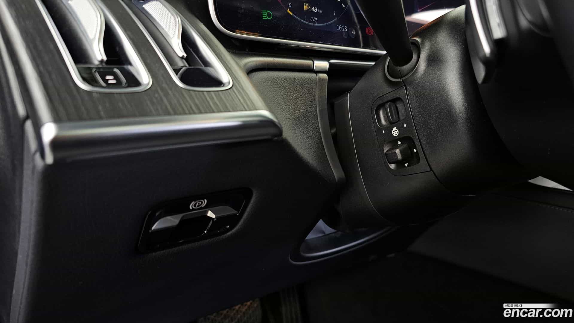 S-Class Mercedes-Benz 2022.8-OPTION-042