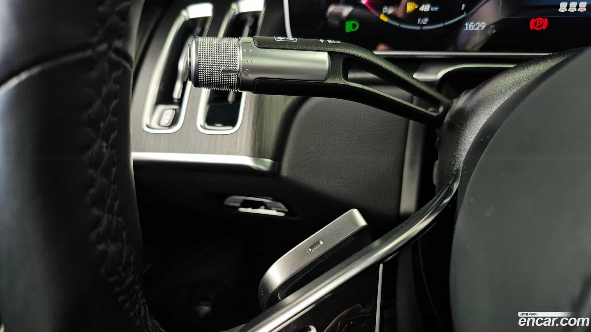 S-Class Mercedes-Benz 2022.8-OPTION-047
