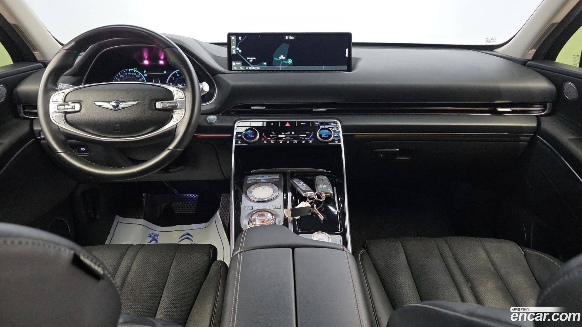 Main__Slider__Photo:GV80 Genesis 2020.8-26