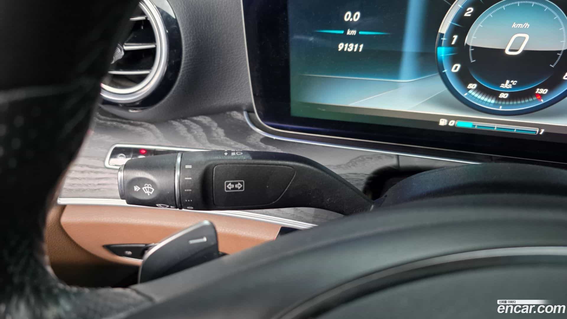 E-Class Mercedes-Benz 2017.1-OPTION-046