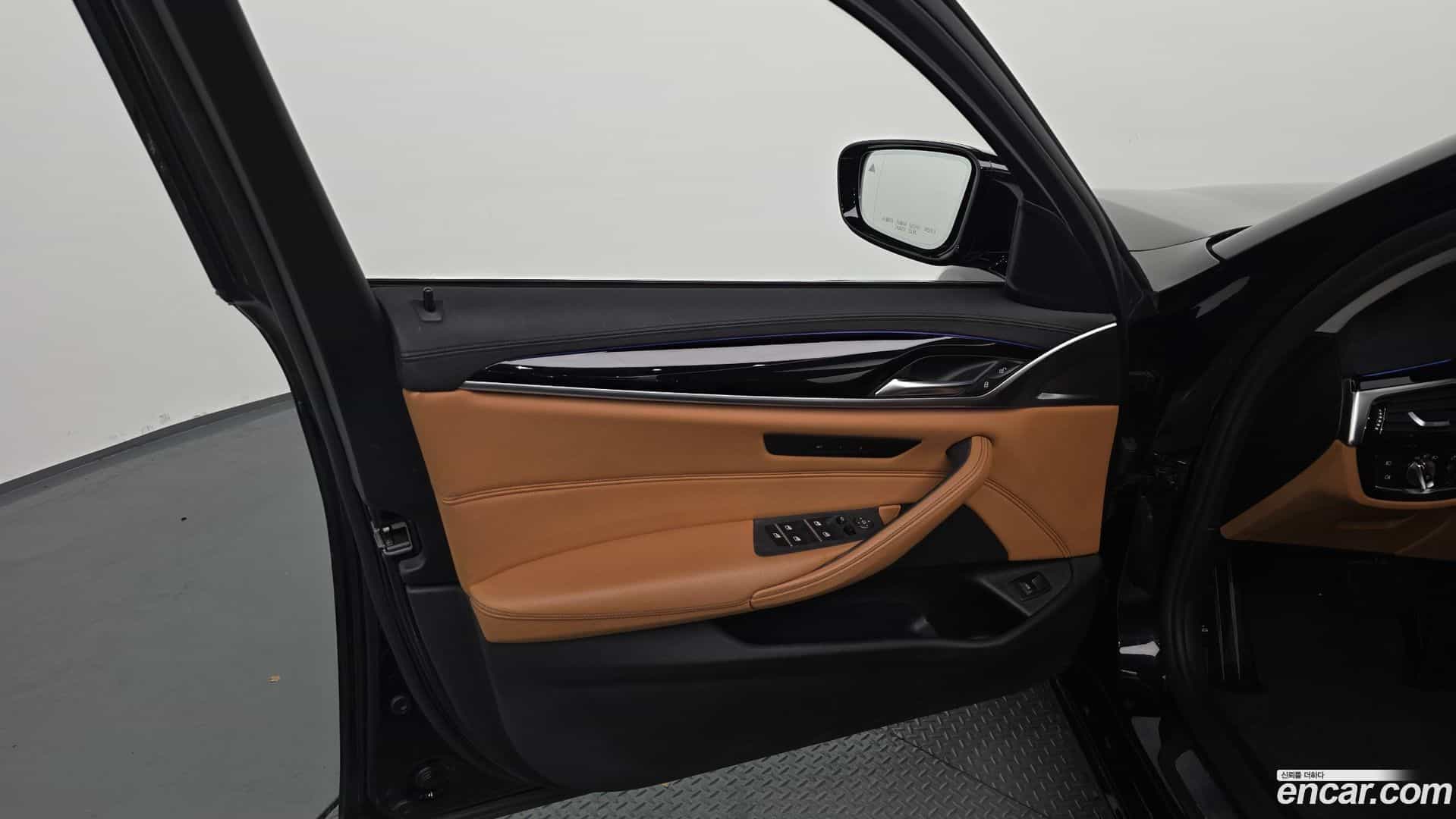 5-Series BMW 2018.3-INNER-034