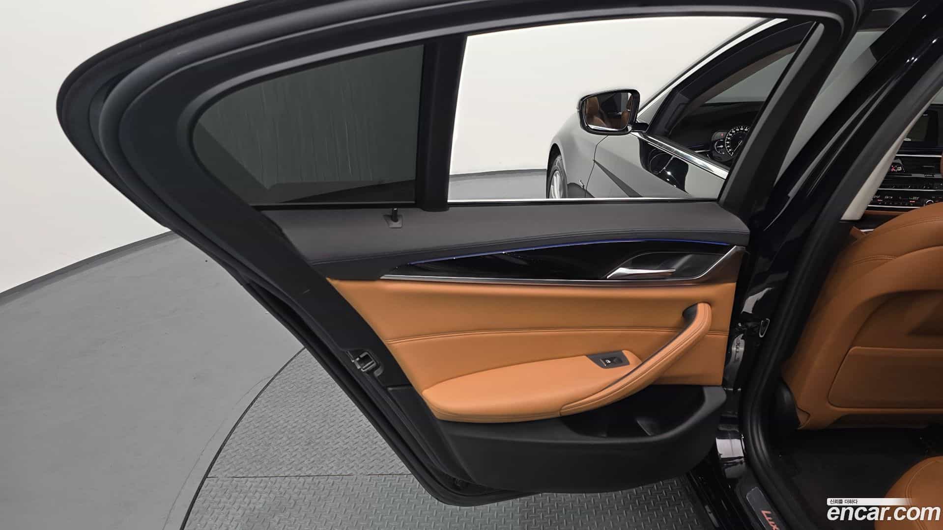 5-Series BMW 2018.3-INNER-035