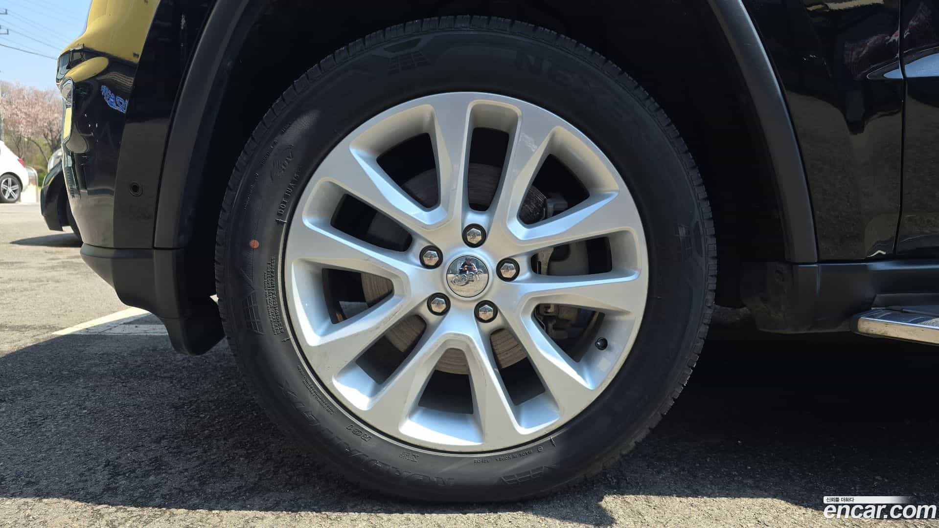 Cherokee Jeep 2017.2-OUTER-005