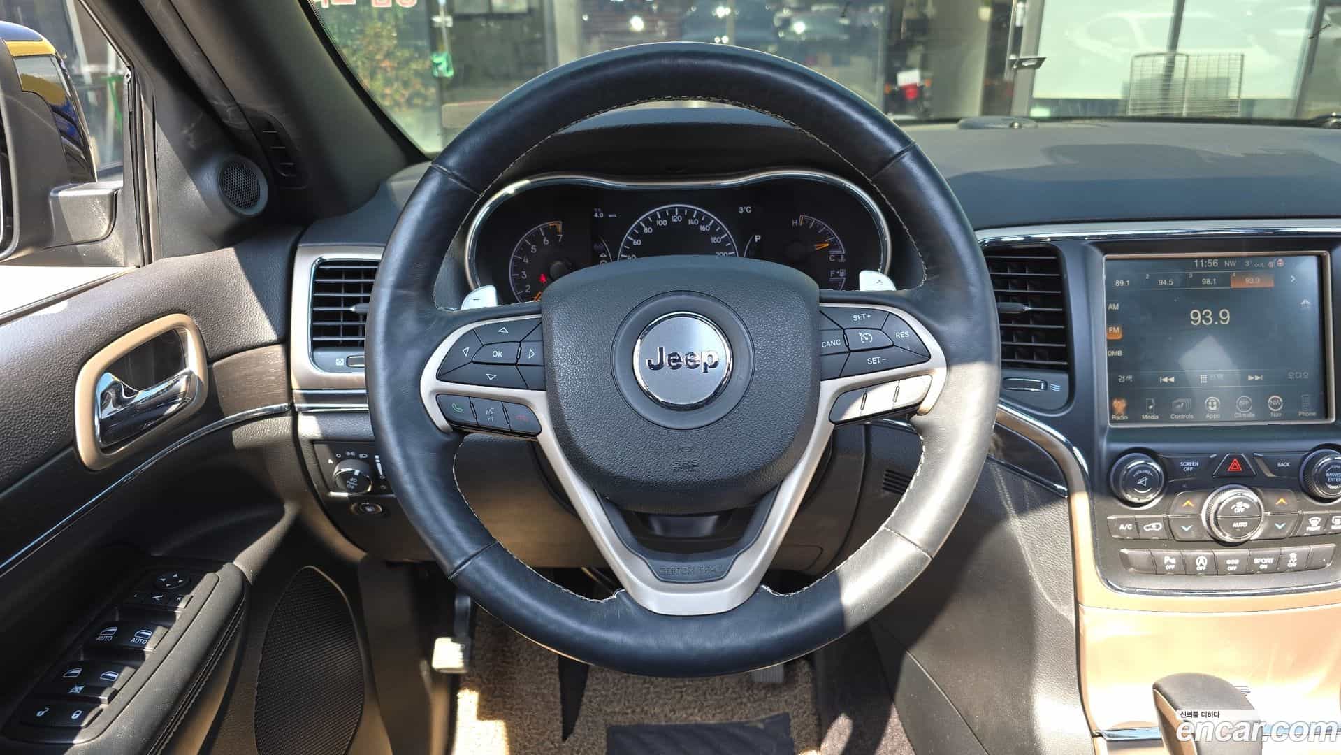 Cherokee Jeep 2017.2-OPTION-017