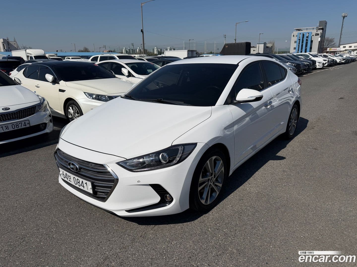 Main__Slider__Photo:AVANTE Hyundai 2016.3-0