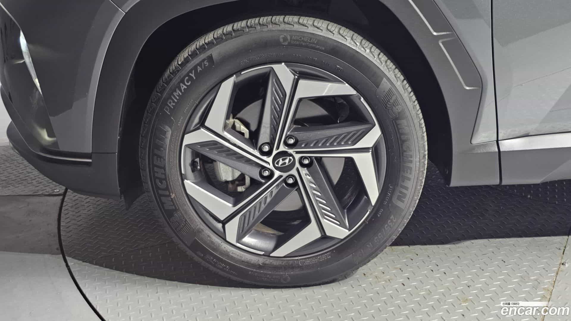 Tucson Hyundai 2022.2-OUTER-005