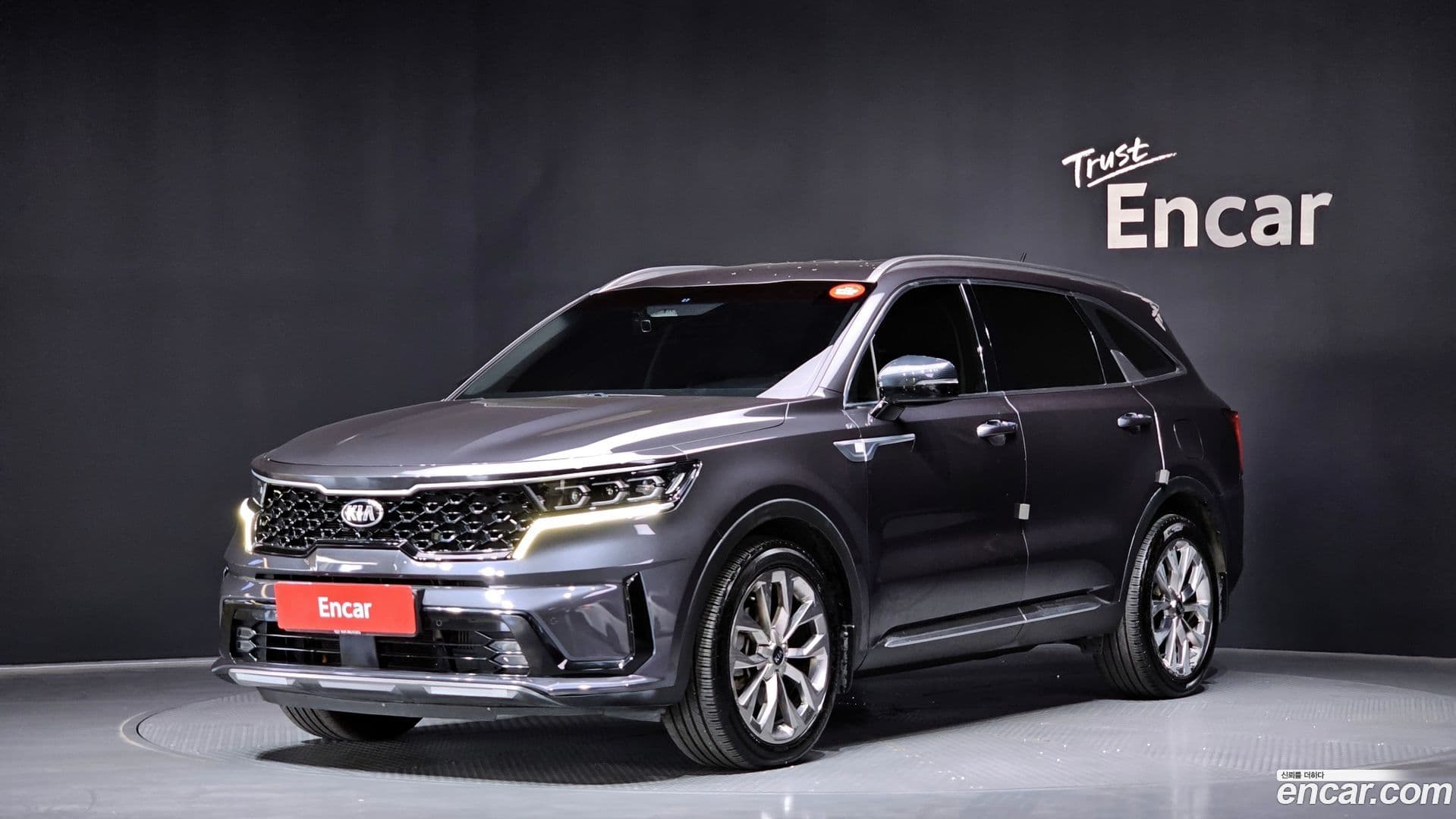 Main__Slider__Photo:Sorento Kia 2020.7-0