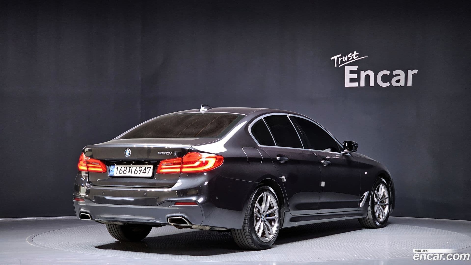 Main__Slider__Photo:5-Series BMW 2017.11-1