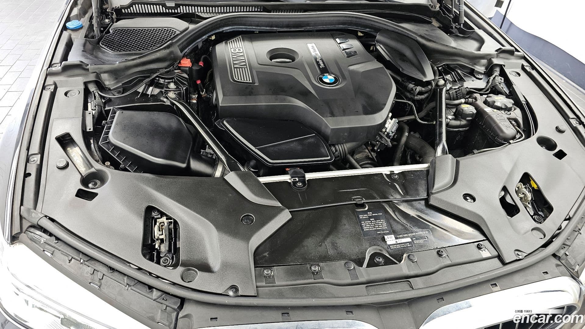 Main__Slider__Photo:5-Series BMW 2017.11-5
