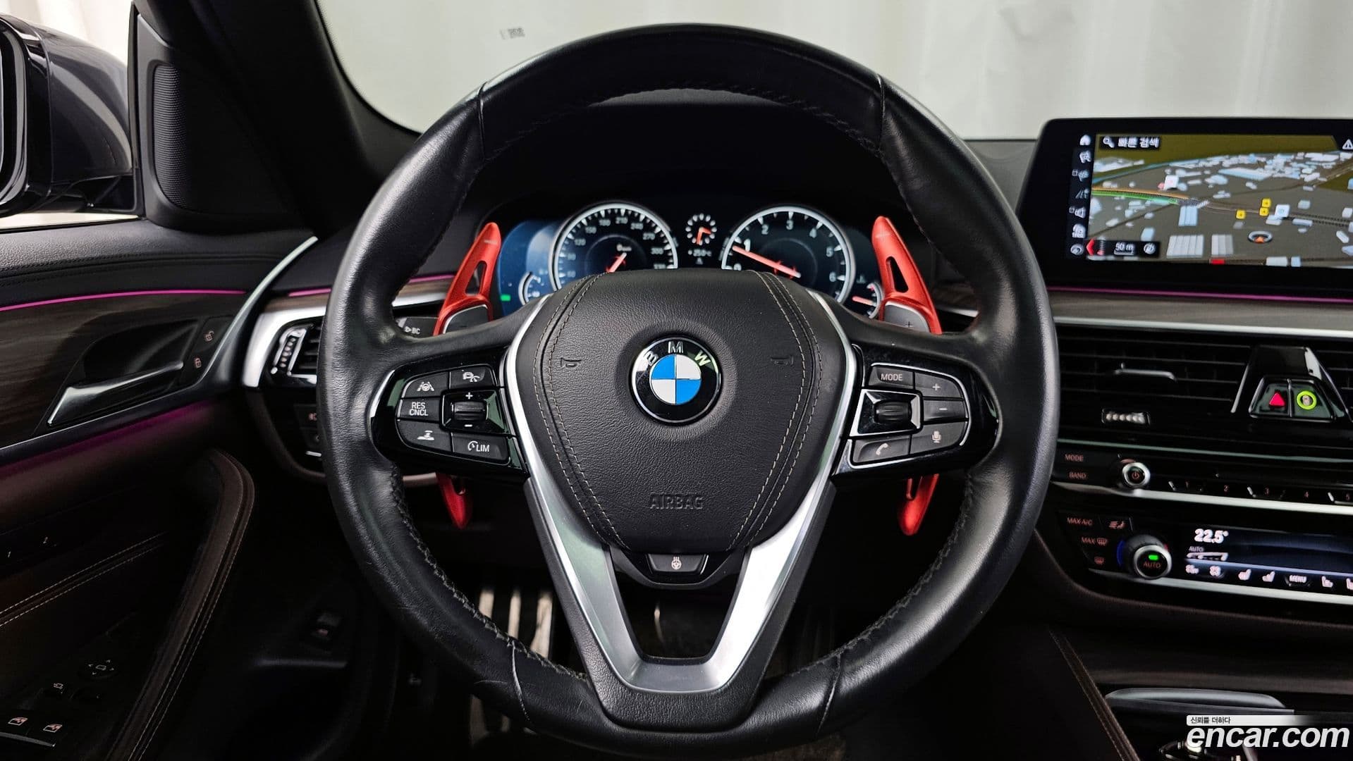 Main__Slider__Photo:5-Series BMW 2017.11-12