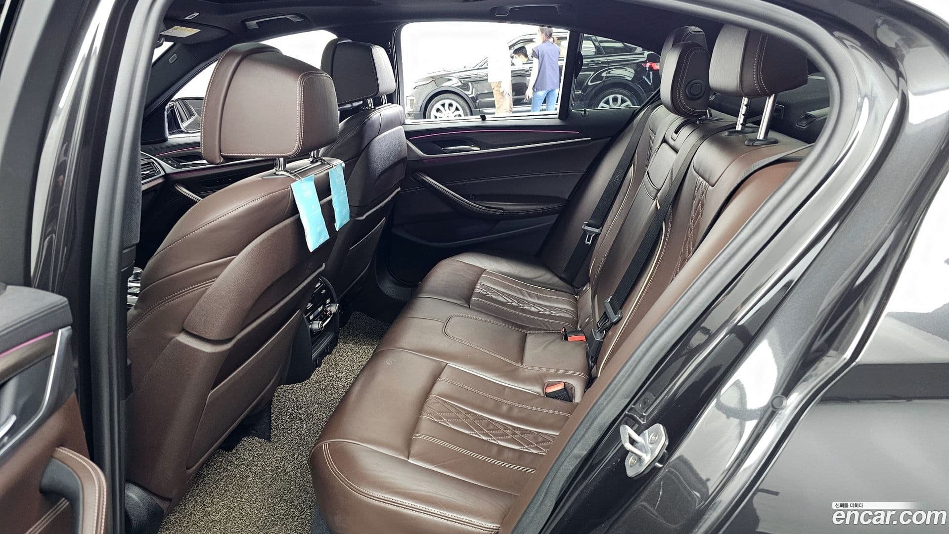 Main__Slider__Photo:5-Series BMW 2017.11-25