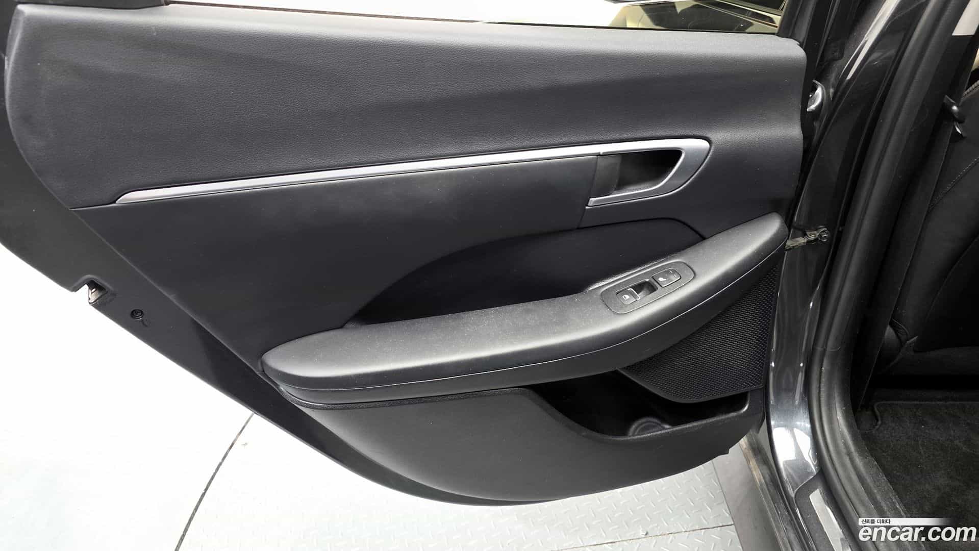 Sonata Hyundai 2020.2-INNER-035