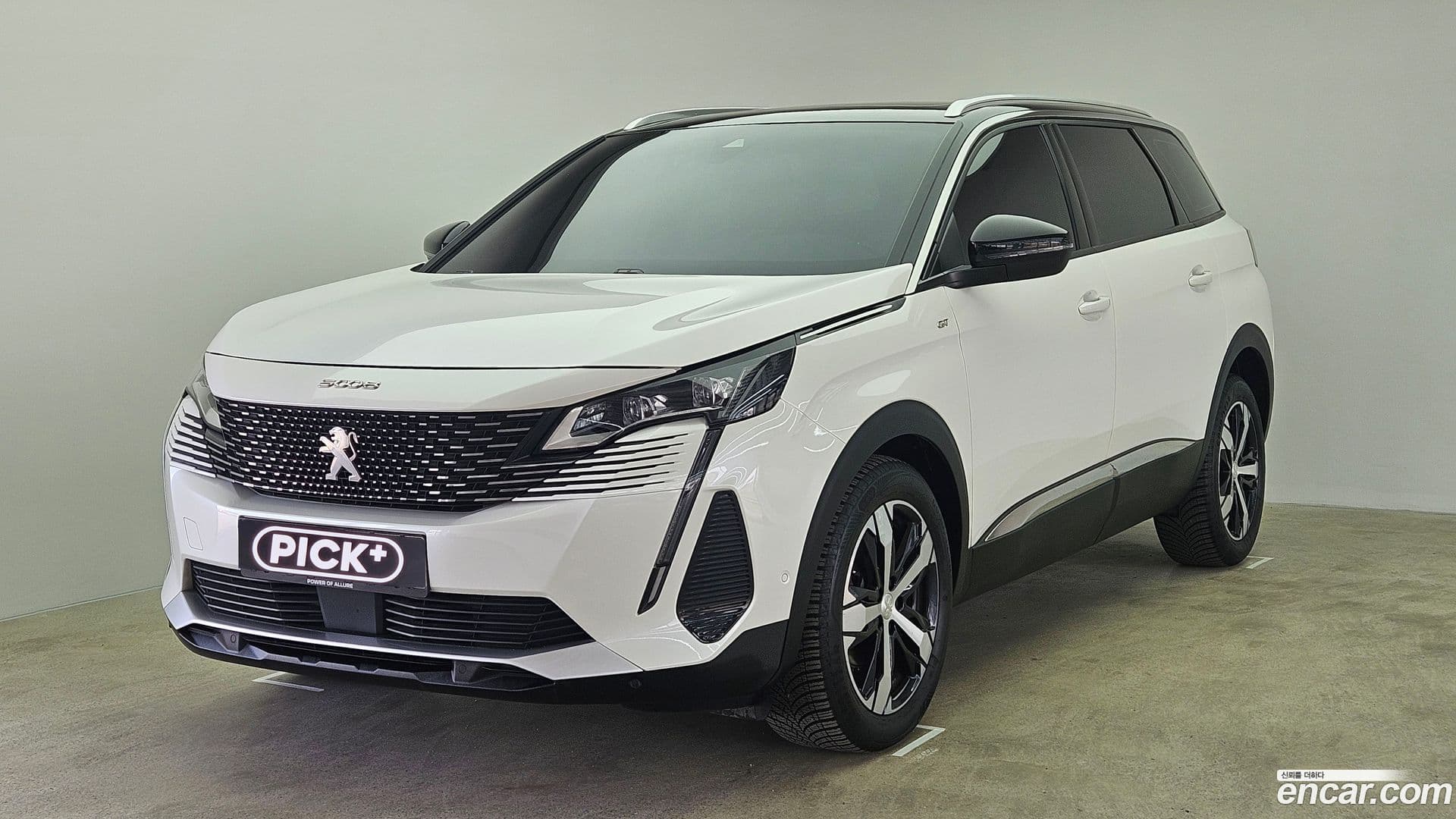 Main__Slider__Photo:5008 Peugeot 2022.11-0