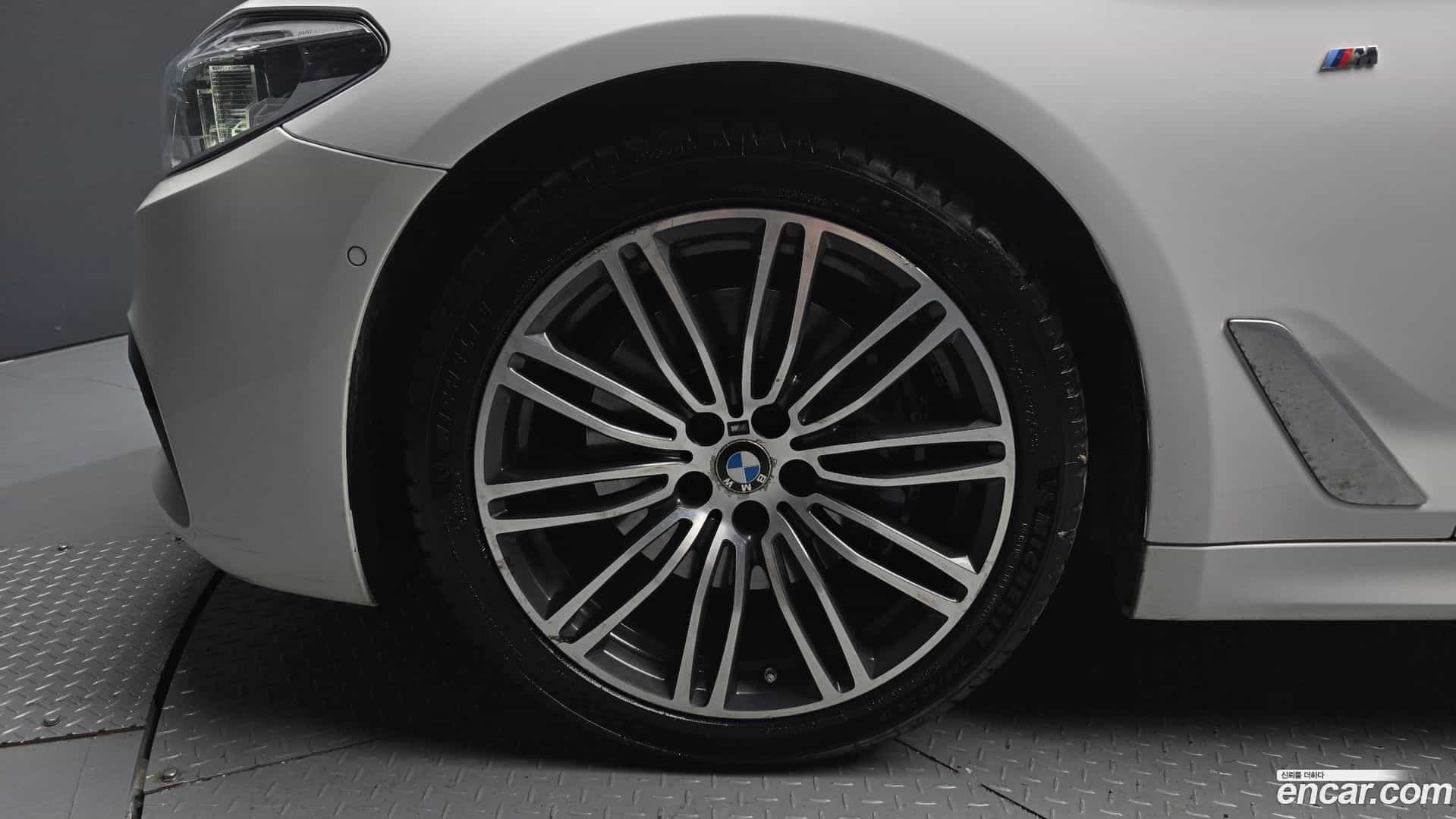5-Series BMW 2018.6-OUTER-005