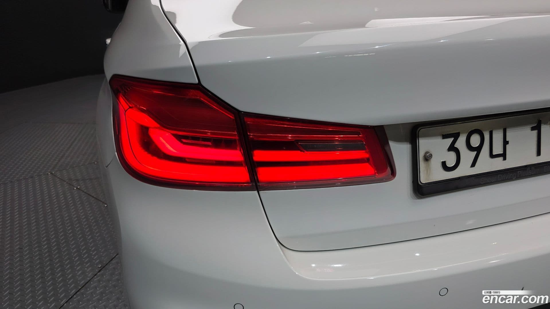 Main__Slider__Photo:5-Series BMW 2018.6-22
