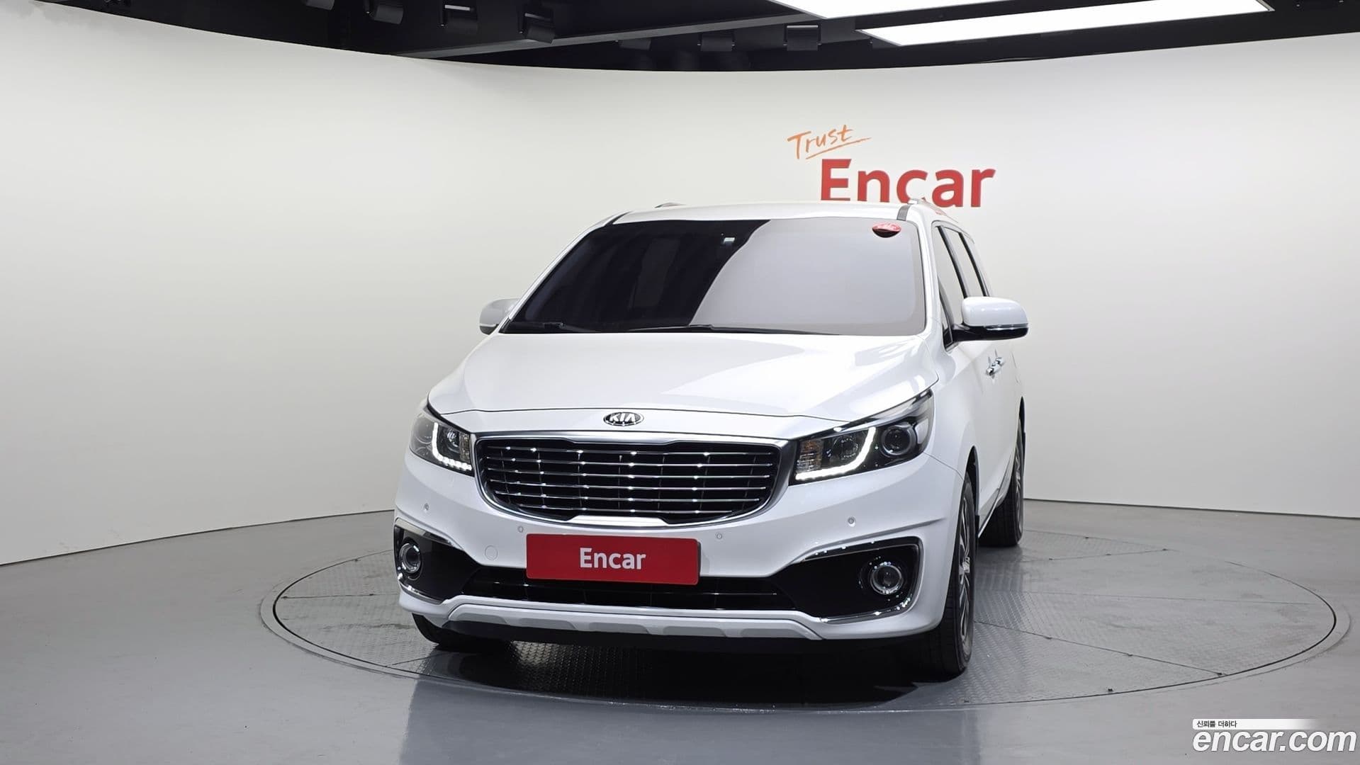 Main__Slider__Photo:Canival Kia 2017.5-2