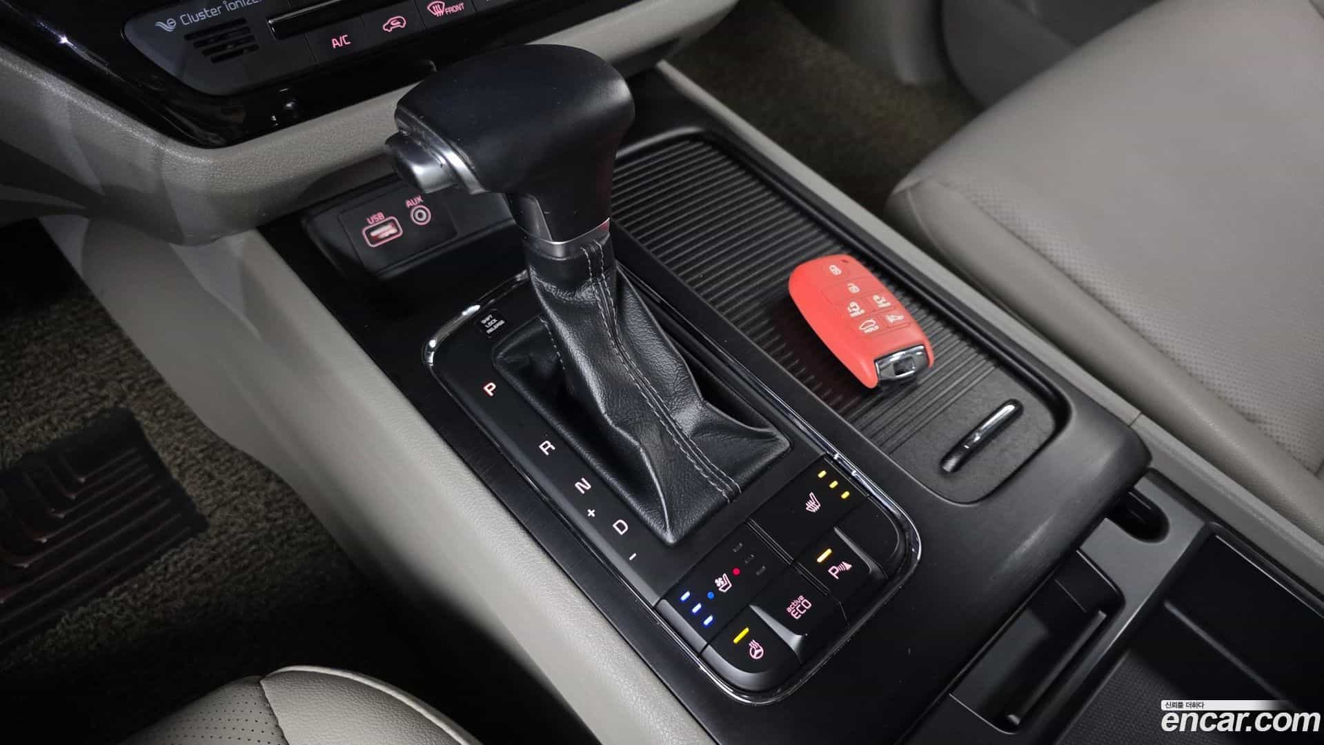 Canival Kia 2017.5-INNER-009